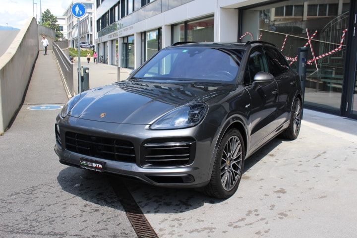 PORSCHE Cayenne E-Hybrid