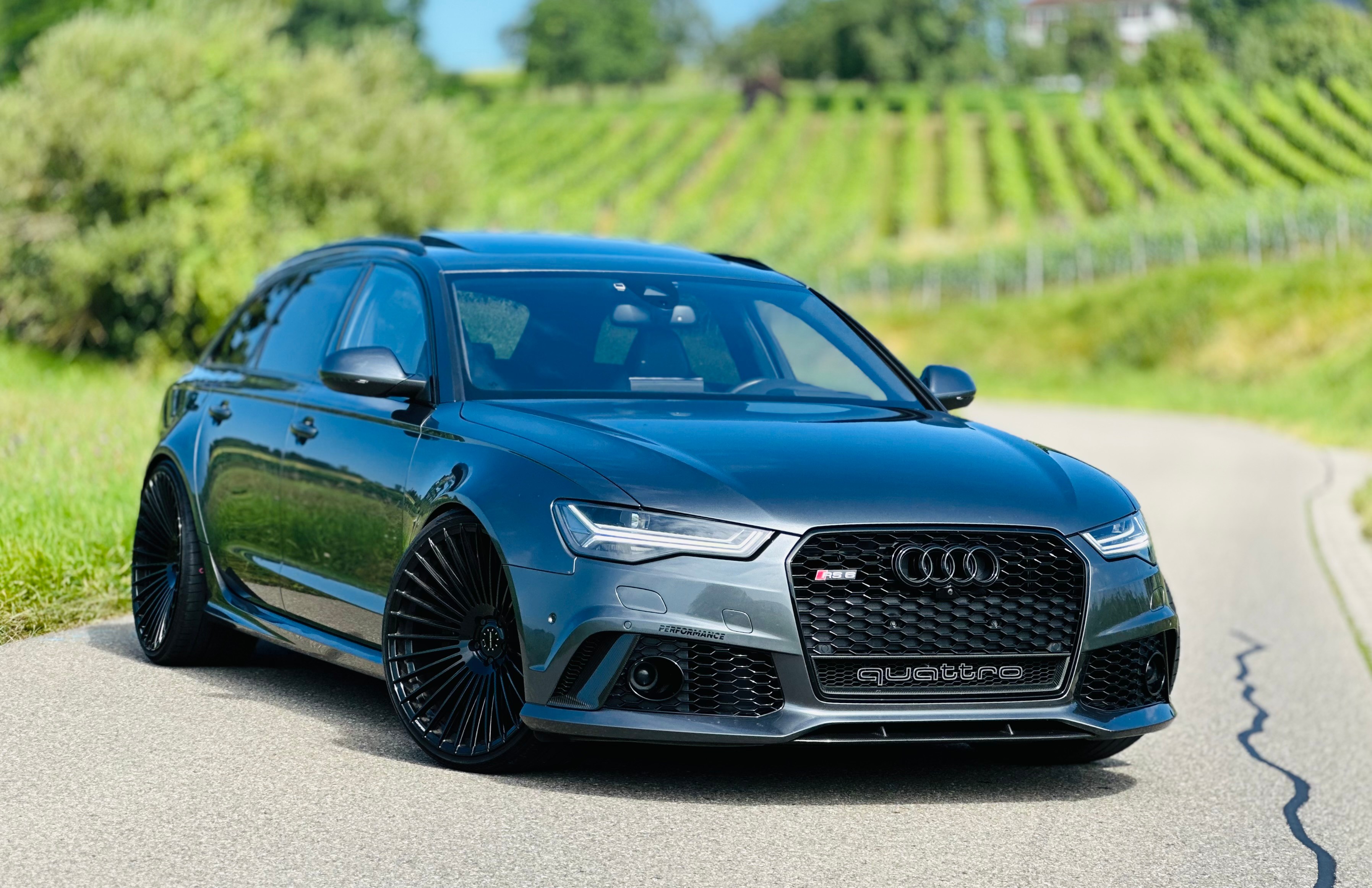 AUDI RS6 Avant 4.0 TFSI V8 * AKRAPOVIC *