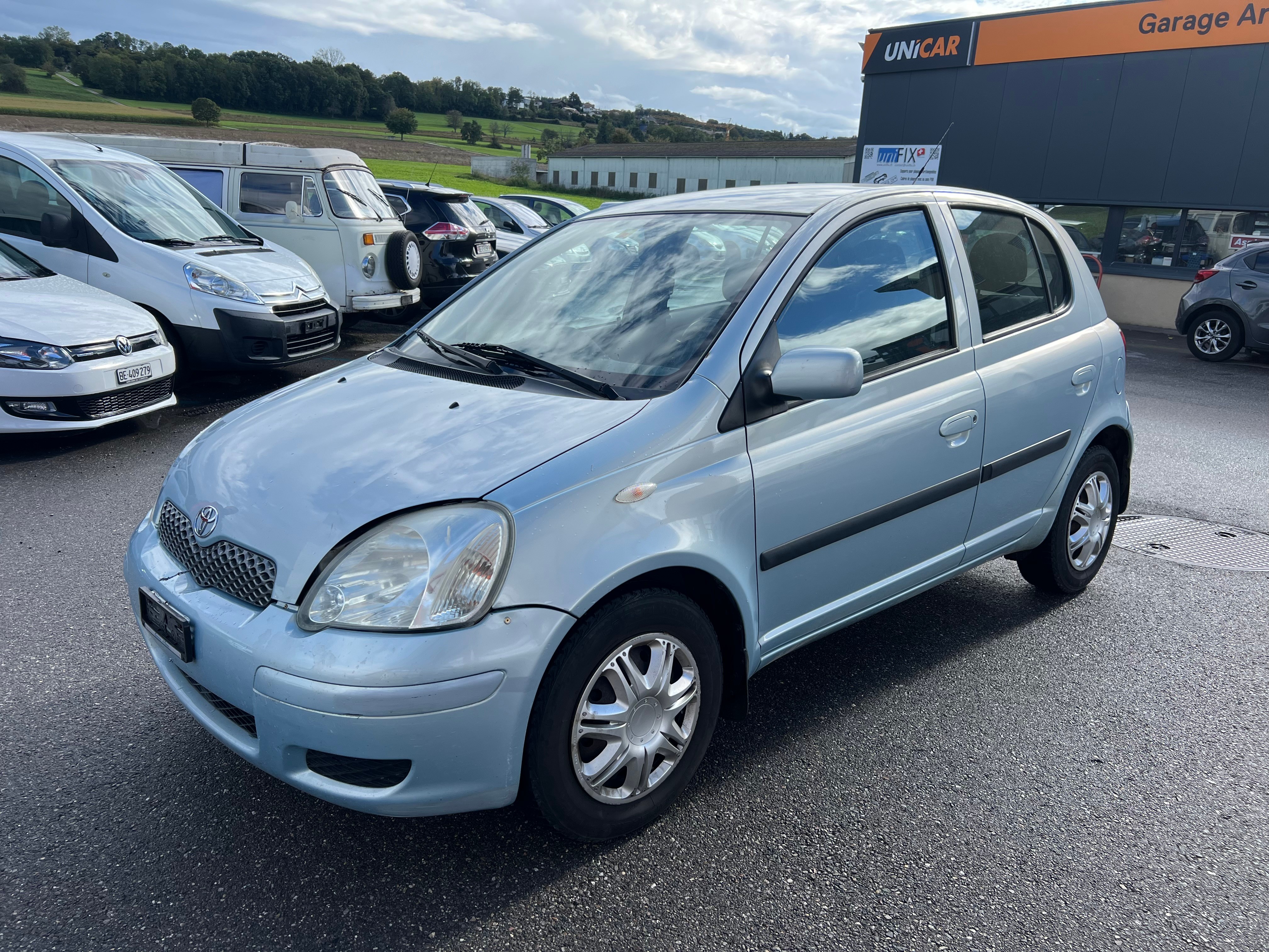 TOYOTA Yaris 1.3 Linea Luna