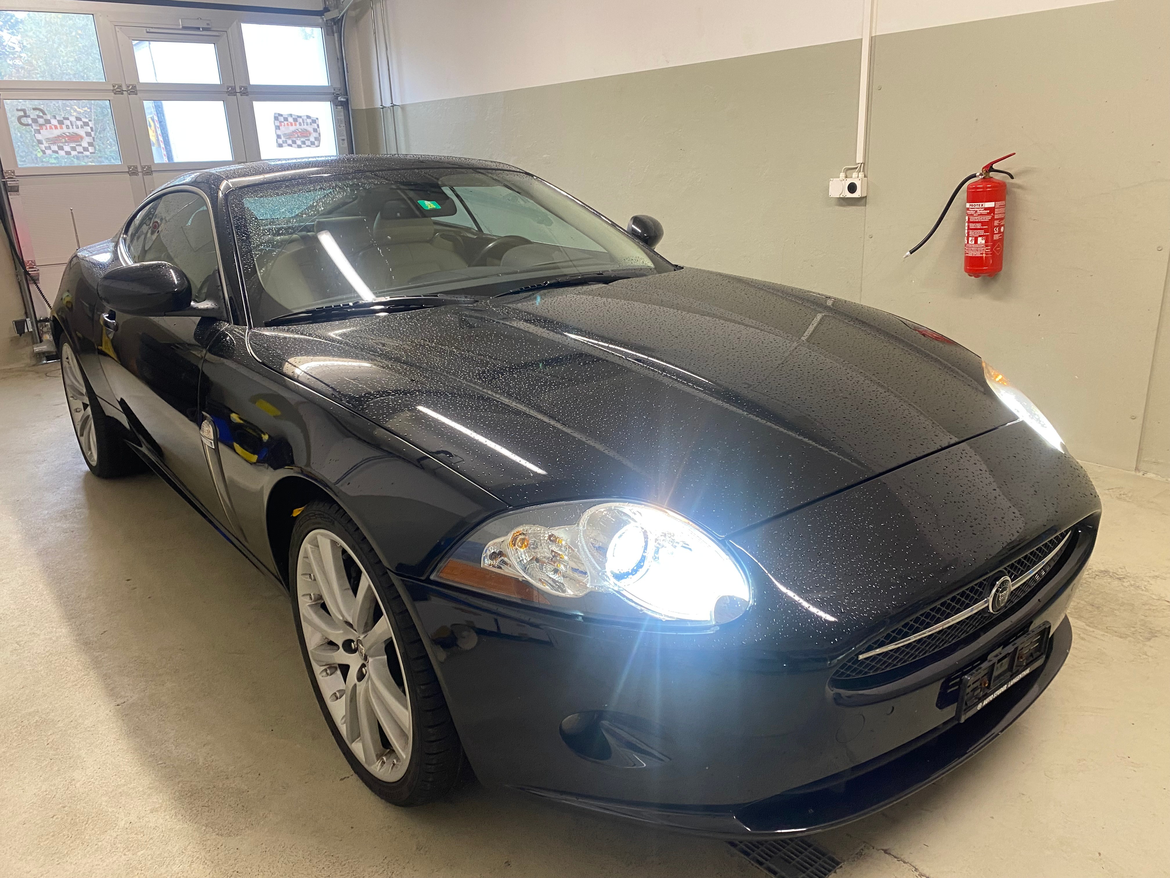 JAGUAR XK 4.2 V8 Automatic