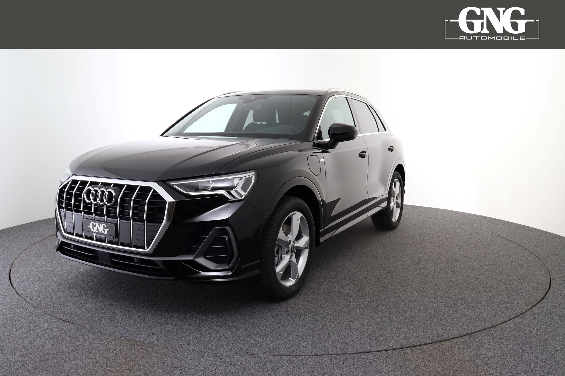 AUDI Q3 45 TFSI e S line S-tronic