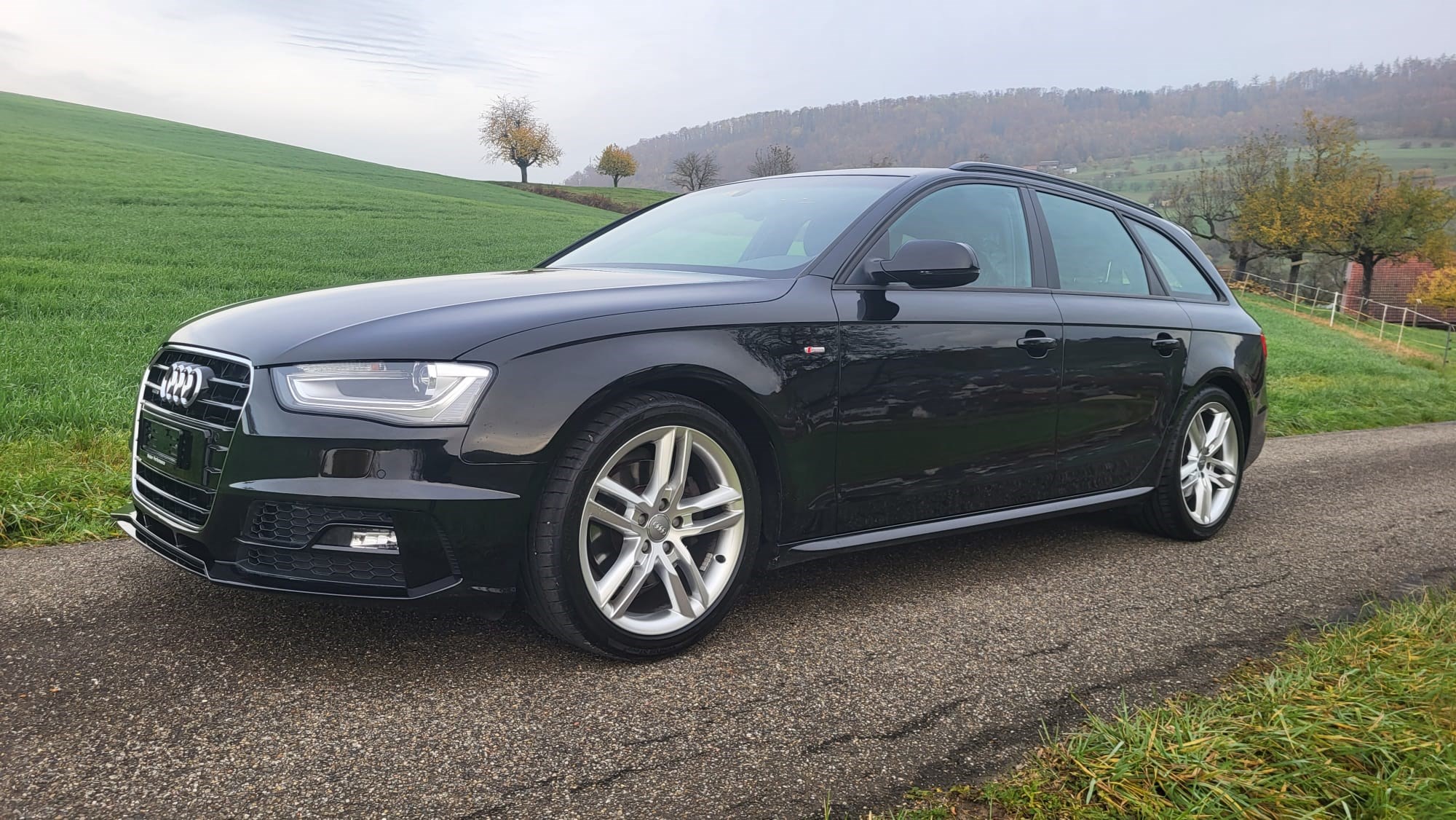 AUDI A4 Avant 2.0 TDI quattro S-tronic