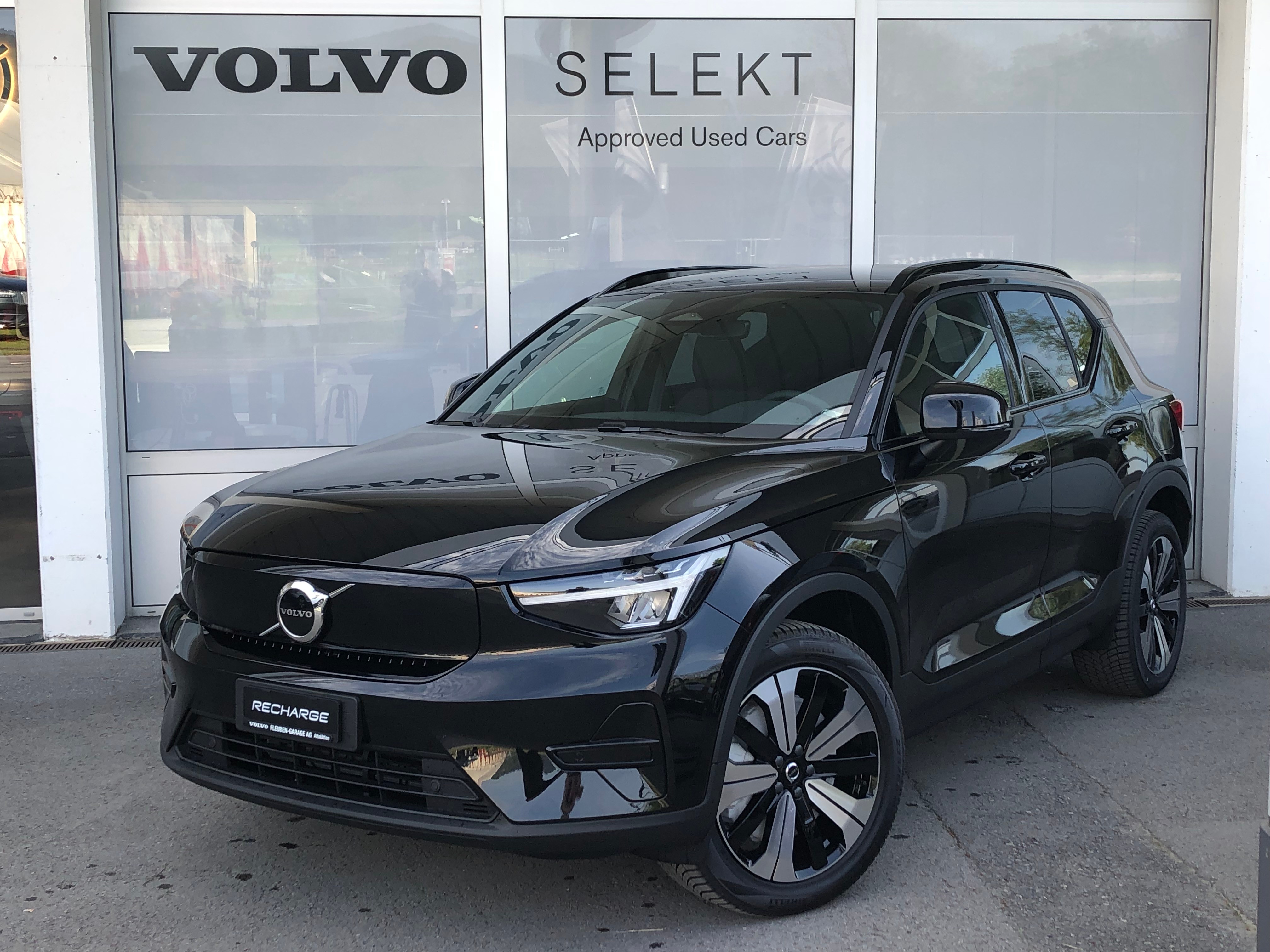 VOLVO XC40 Recharge P8 Twin AWD Pure Electric Plus