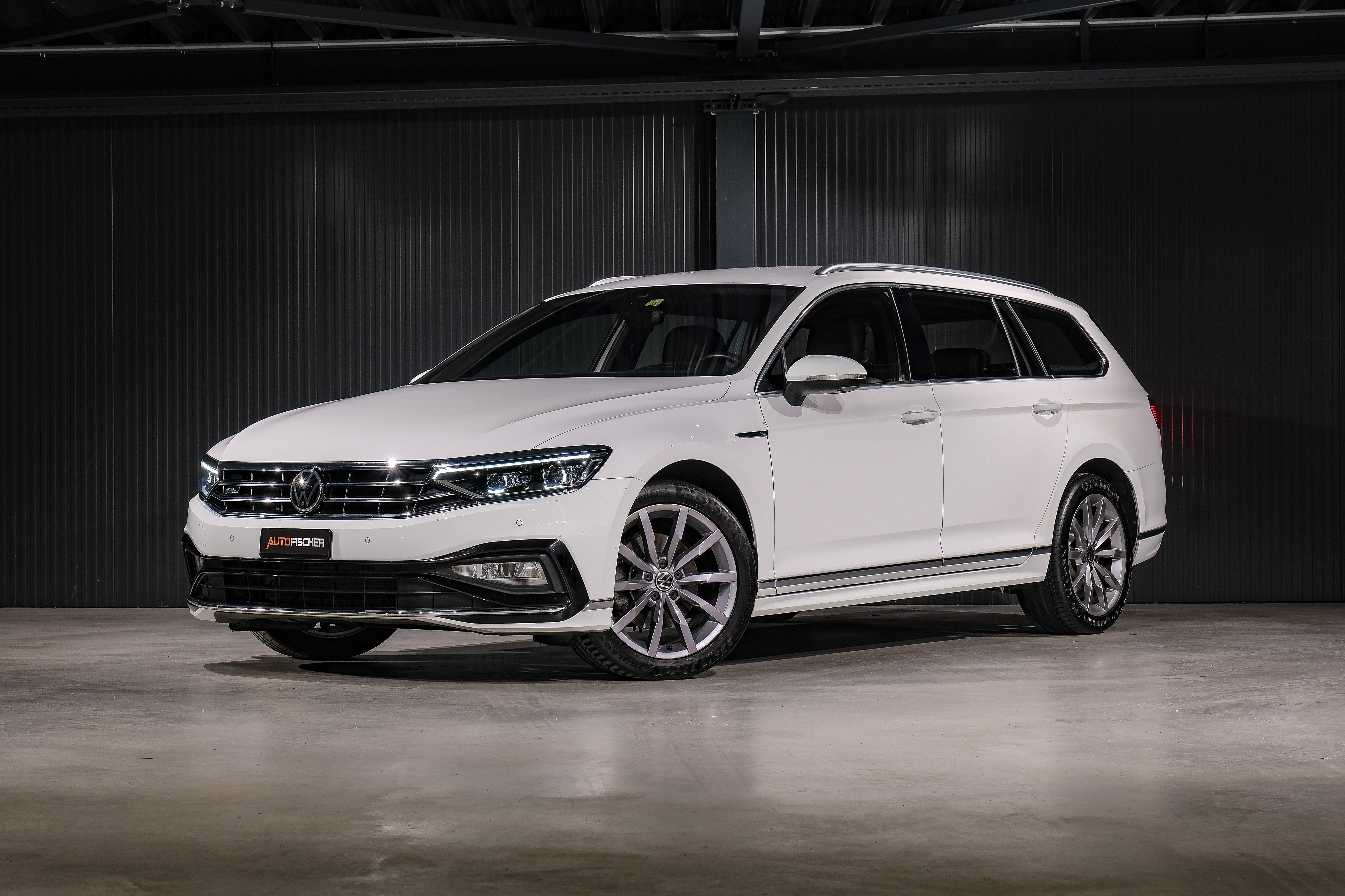 VW Passat 2.0 TDI BMT Elegance 4Motion DSG