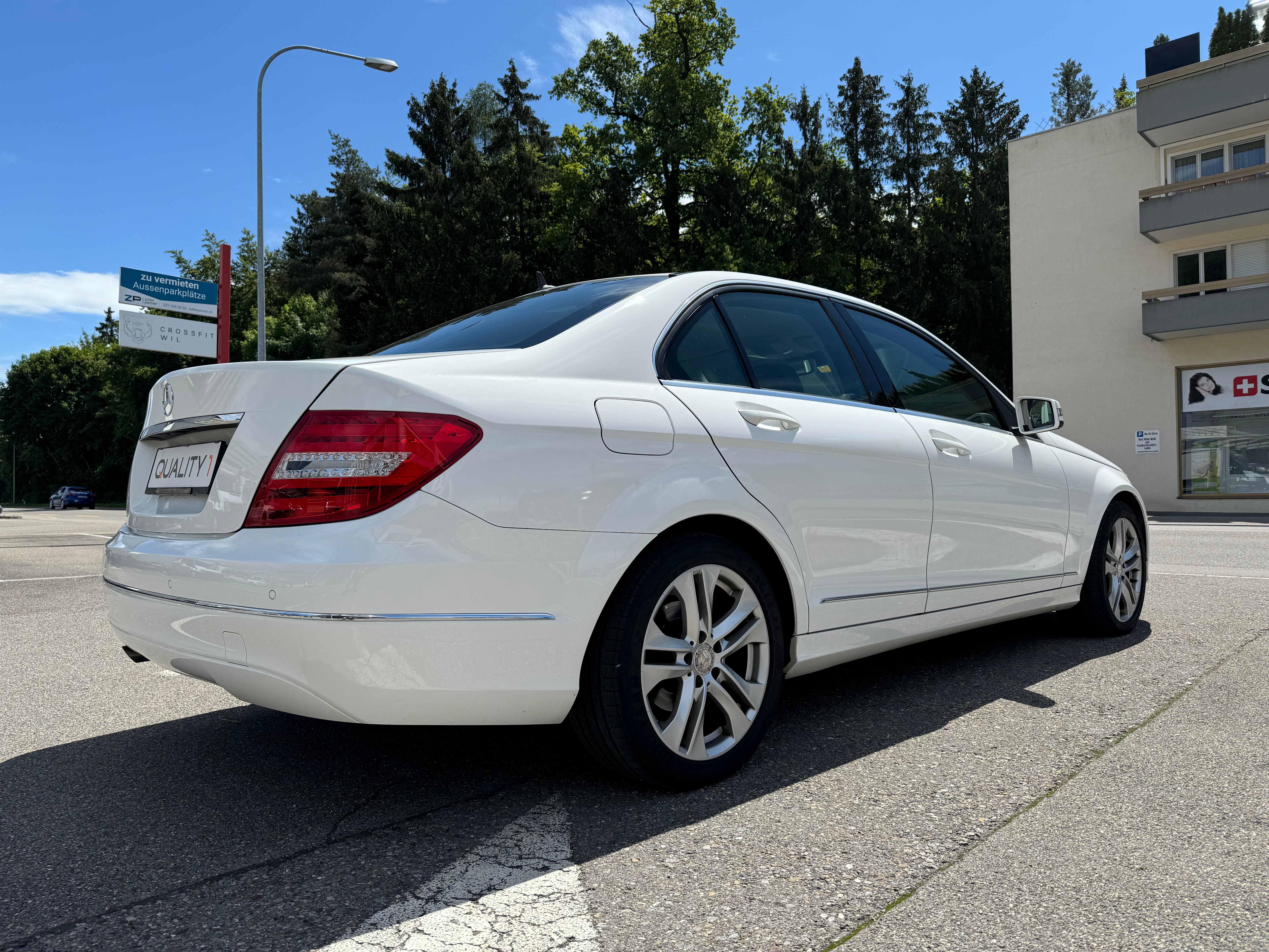 MERCEDES-BENZ C 180 Avantgarde 7G-Tronic