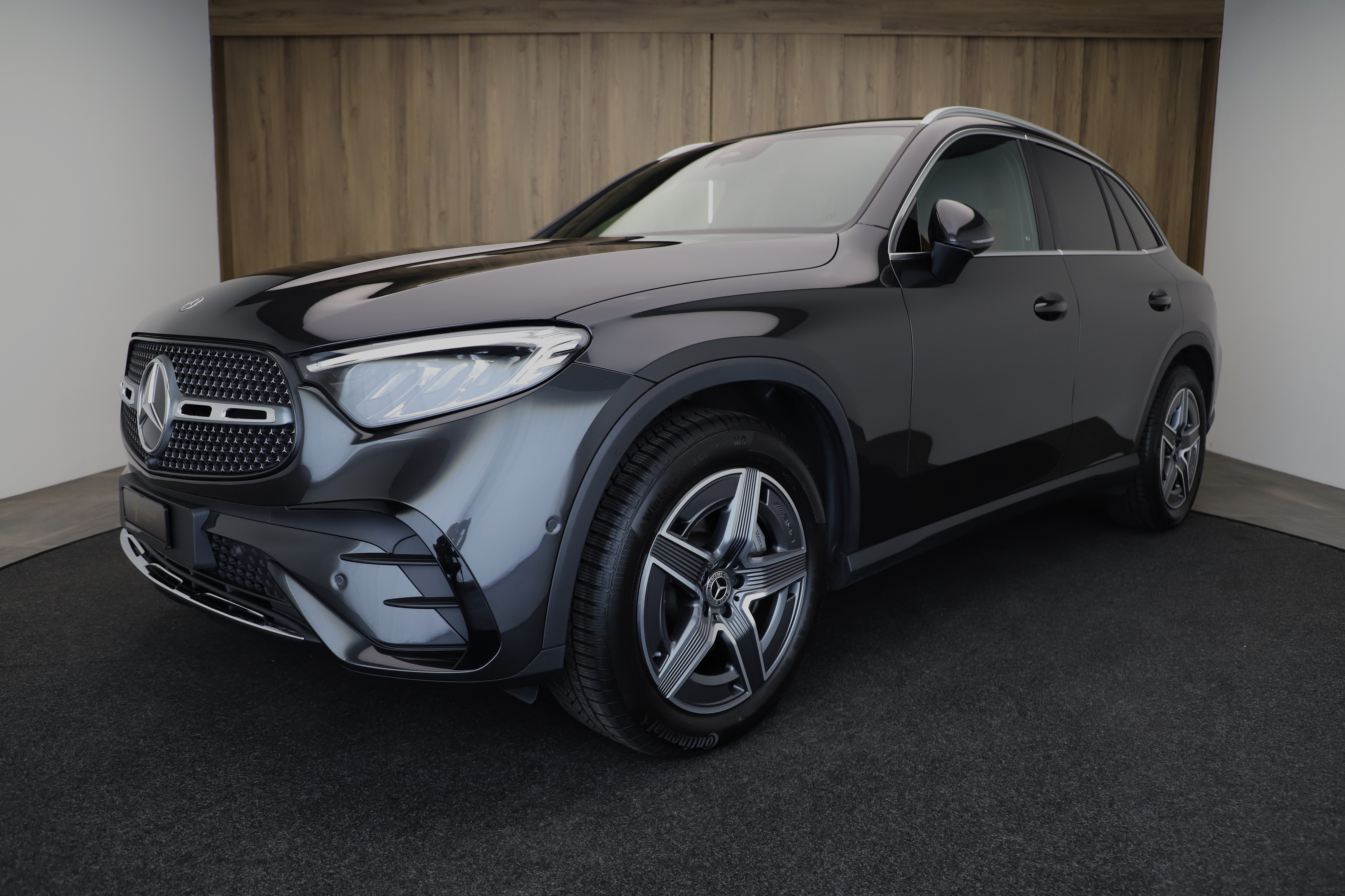 MERCEDES-BENZ GLC 300 4Matic AMG Line 9G-Tronic