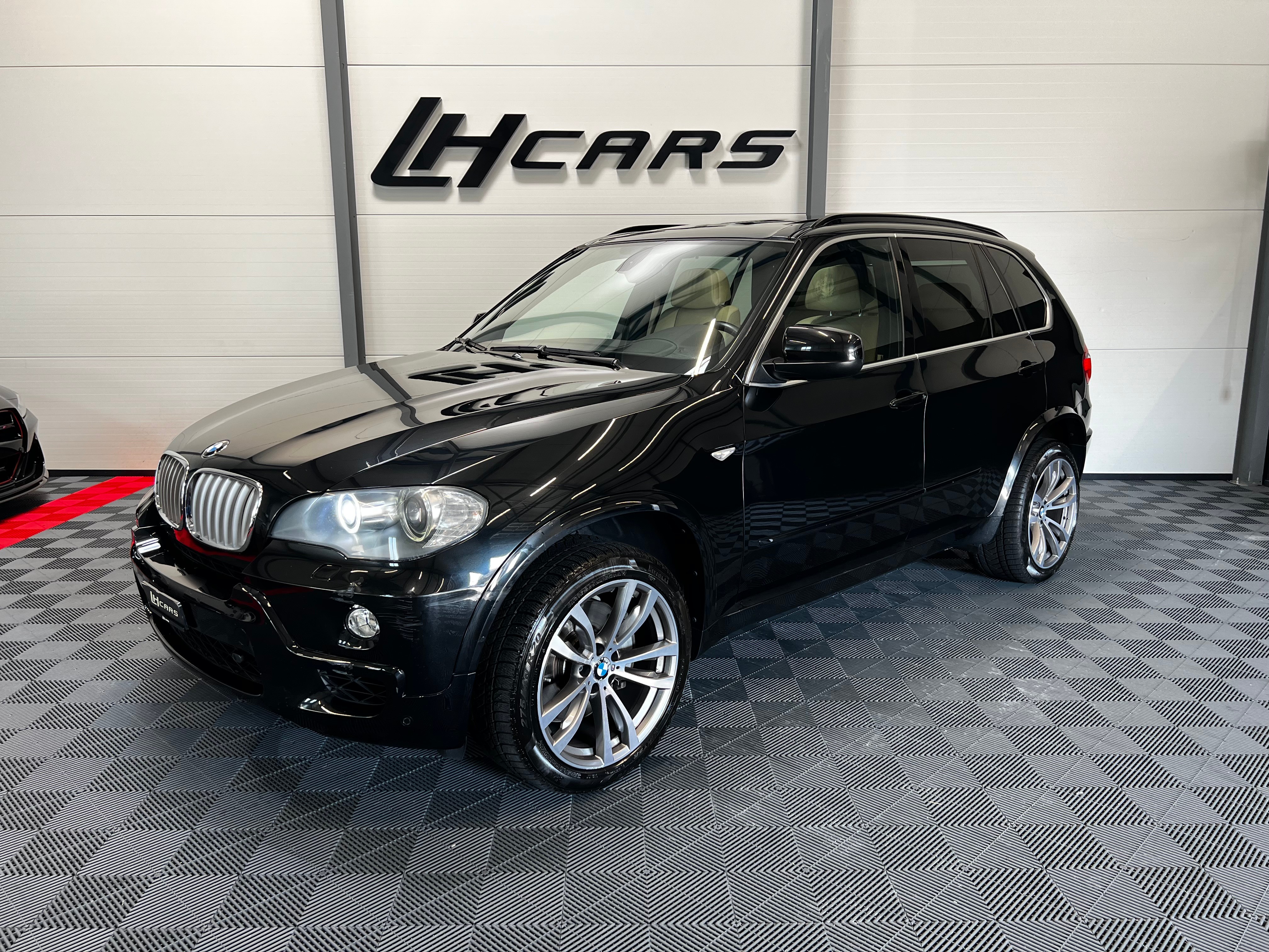 BMW X5 xDrive 48i (4.8i) Steptronic