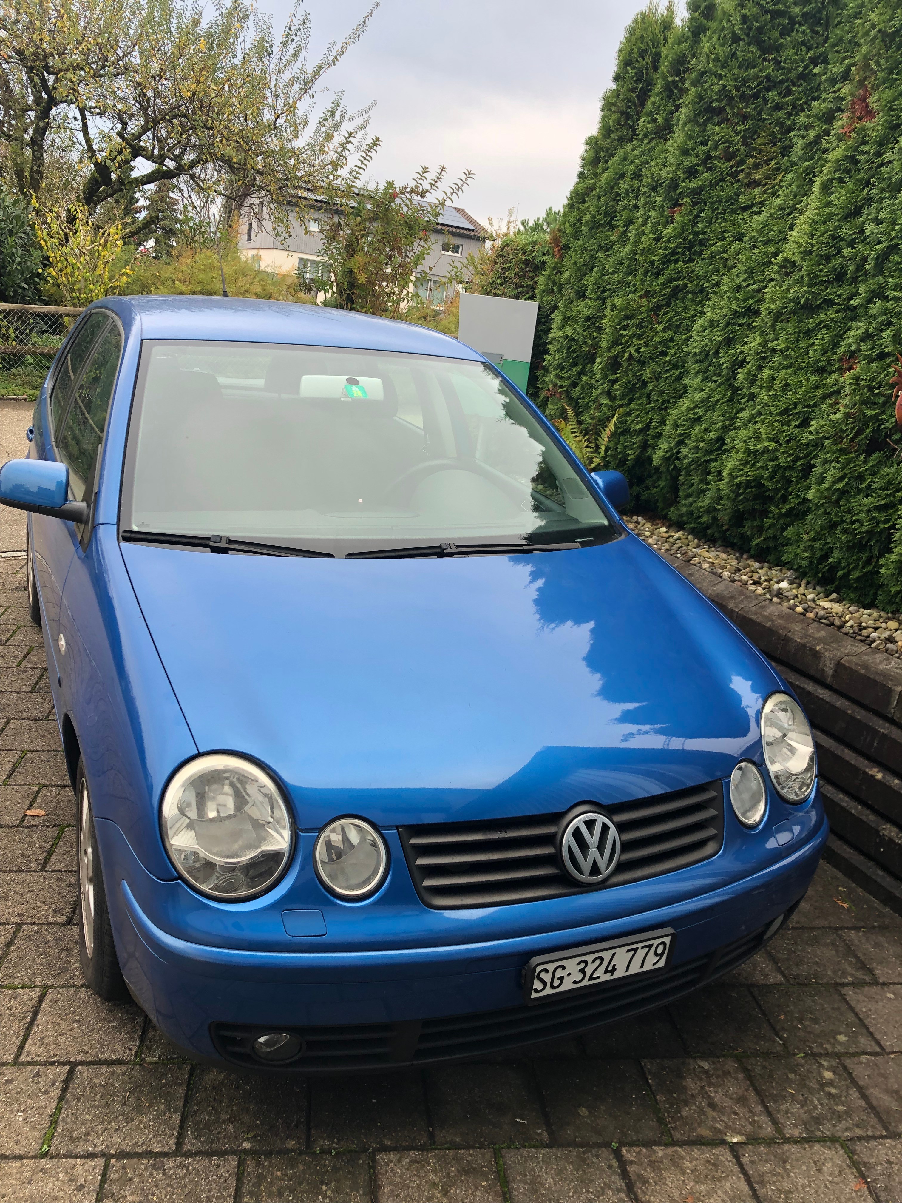 VW POLO