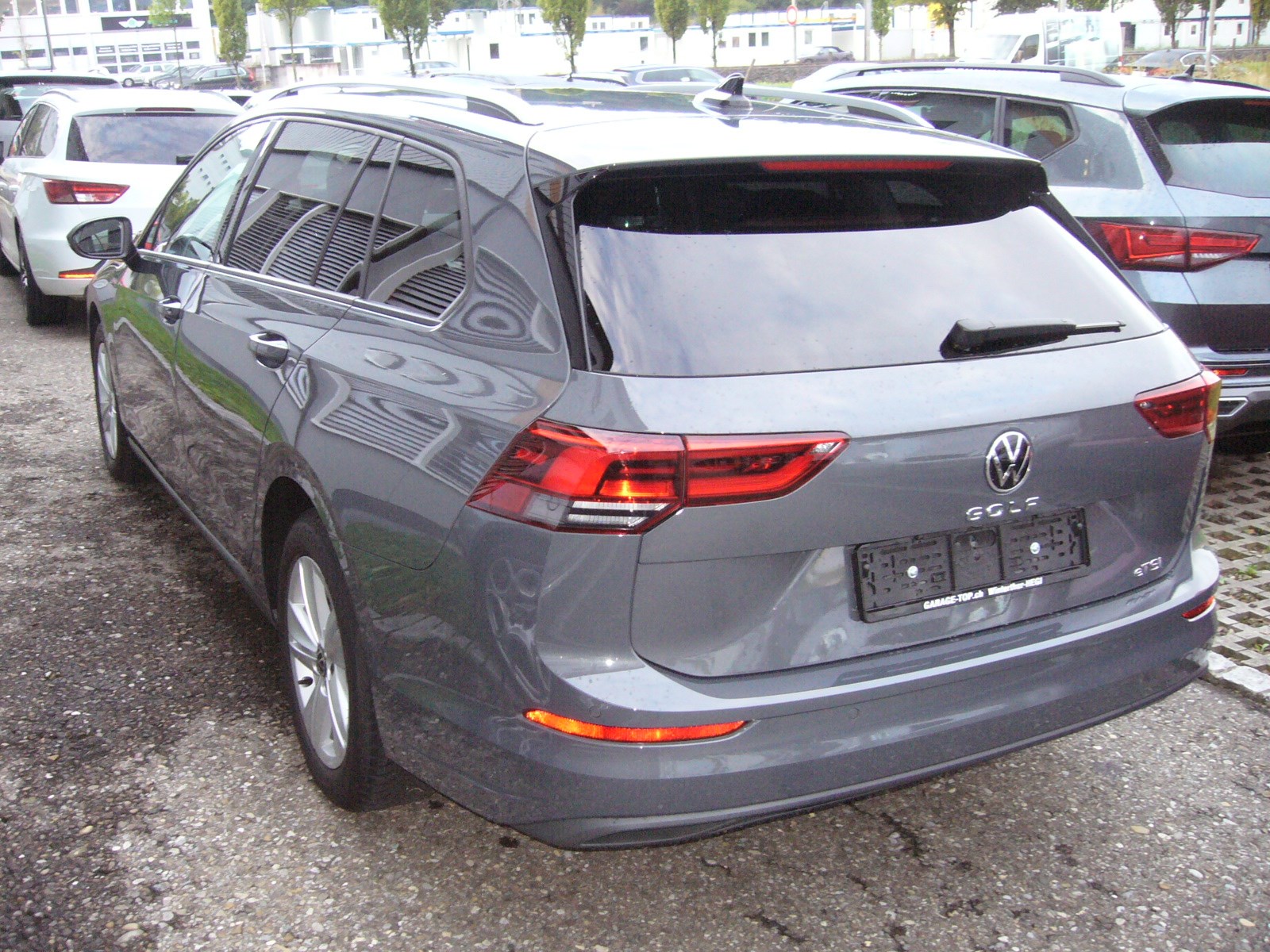 VW Golf Variant 1.5 eTSI mHEV Life Hybrid