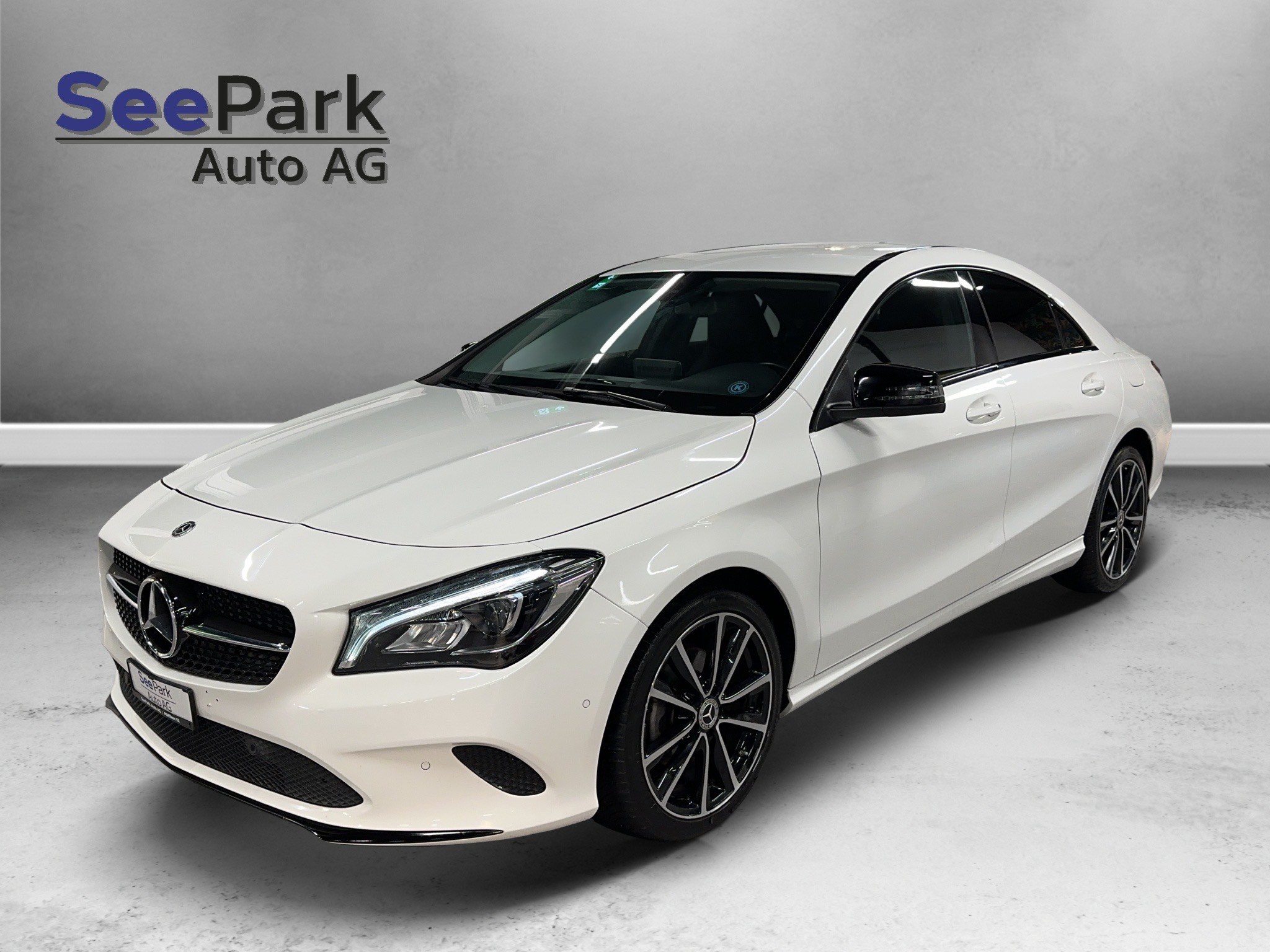 MERCEDES-BENZ CLA 200 d Night Star 7G-DCT