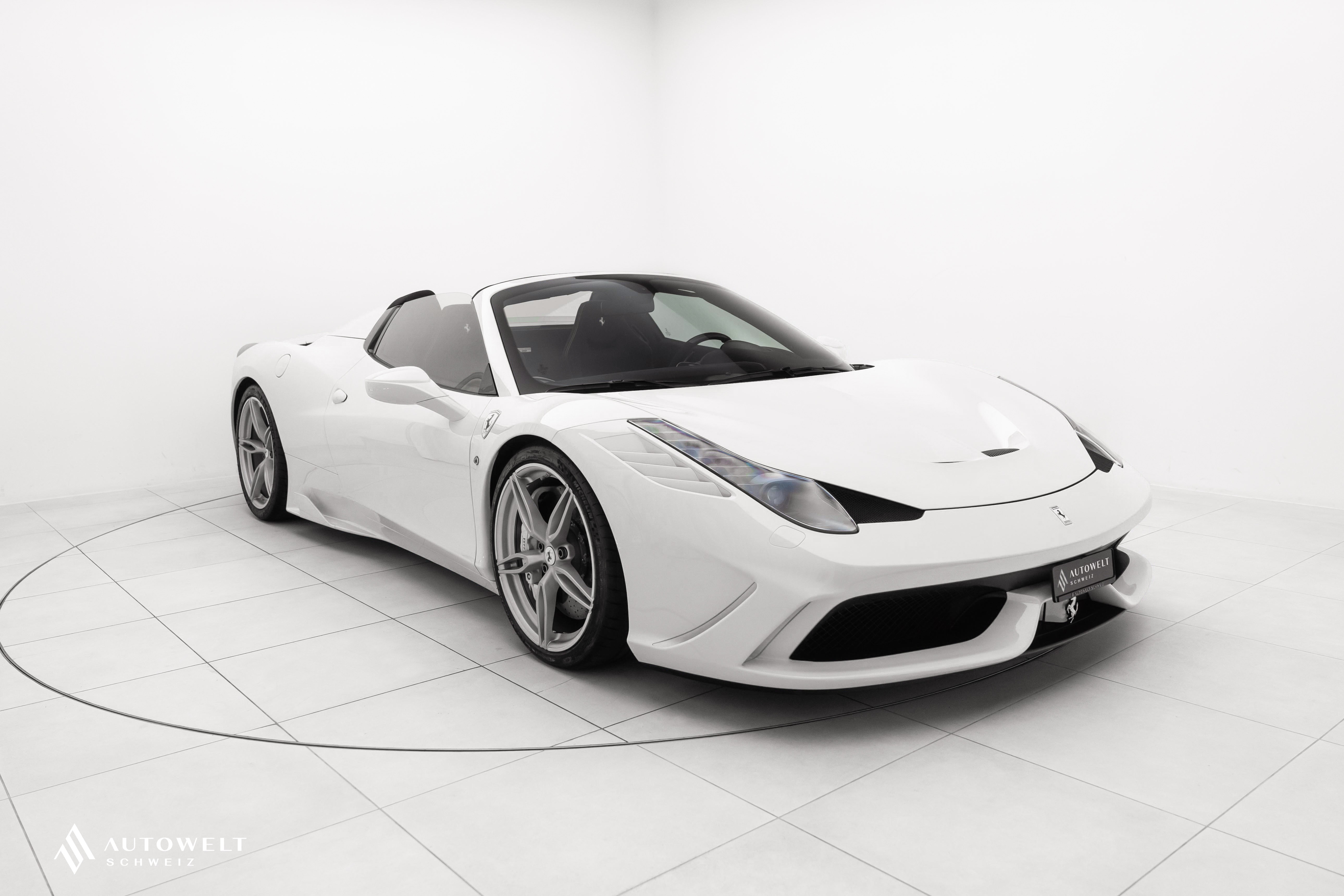 FERRARI 458 Speciale Aperta