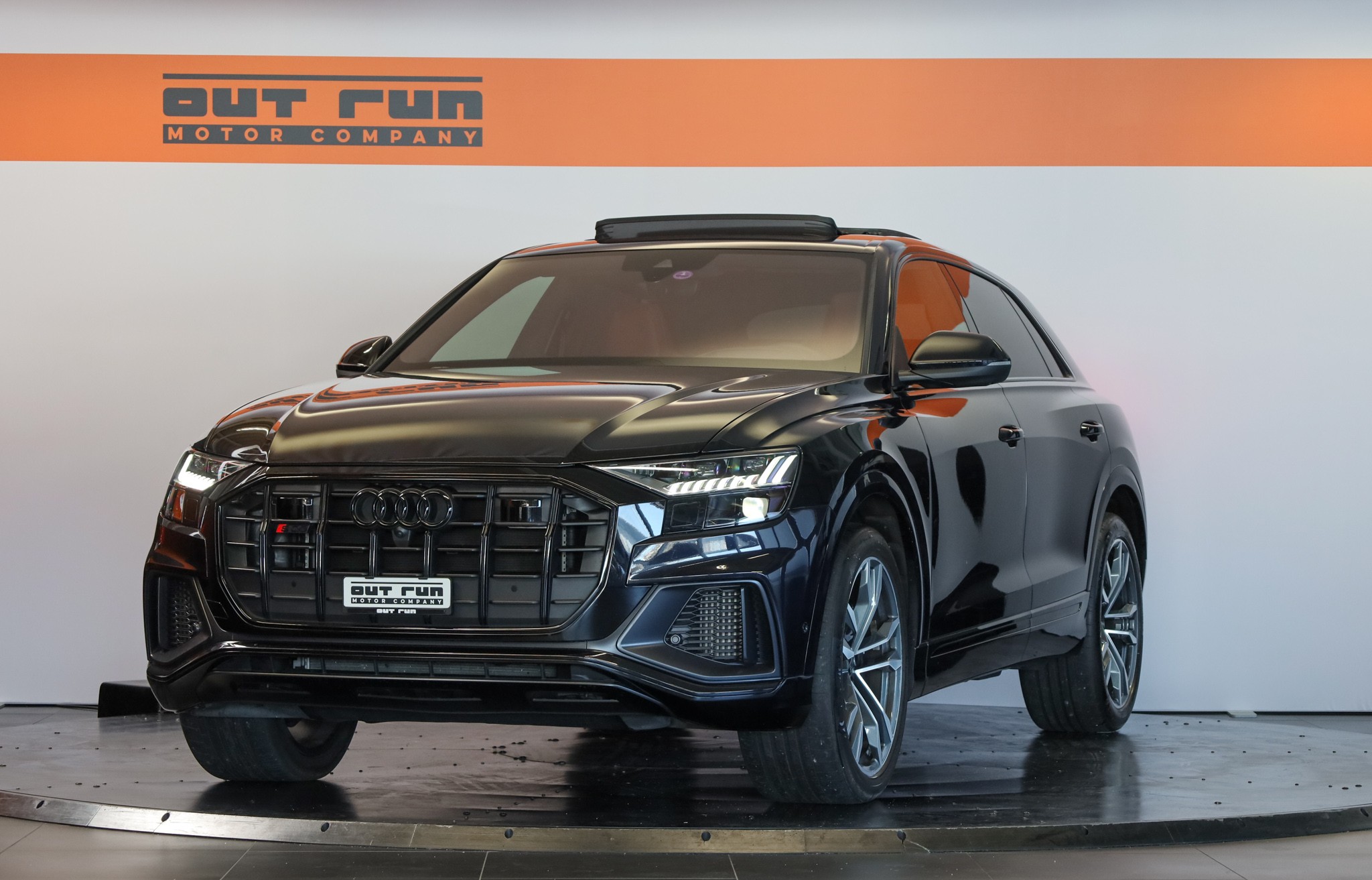 AUDI SQ8 TFSI quattro tiptronic