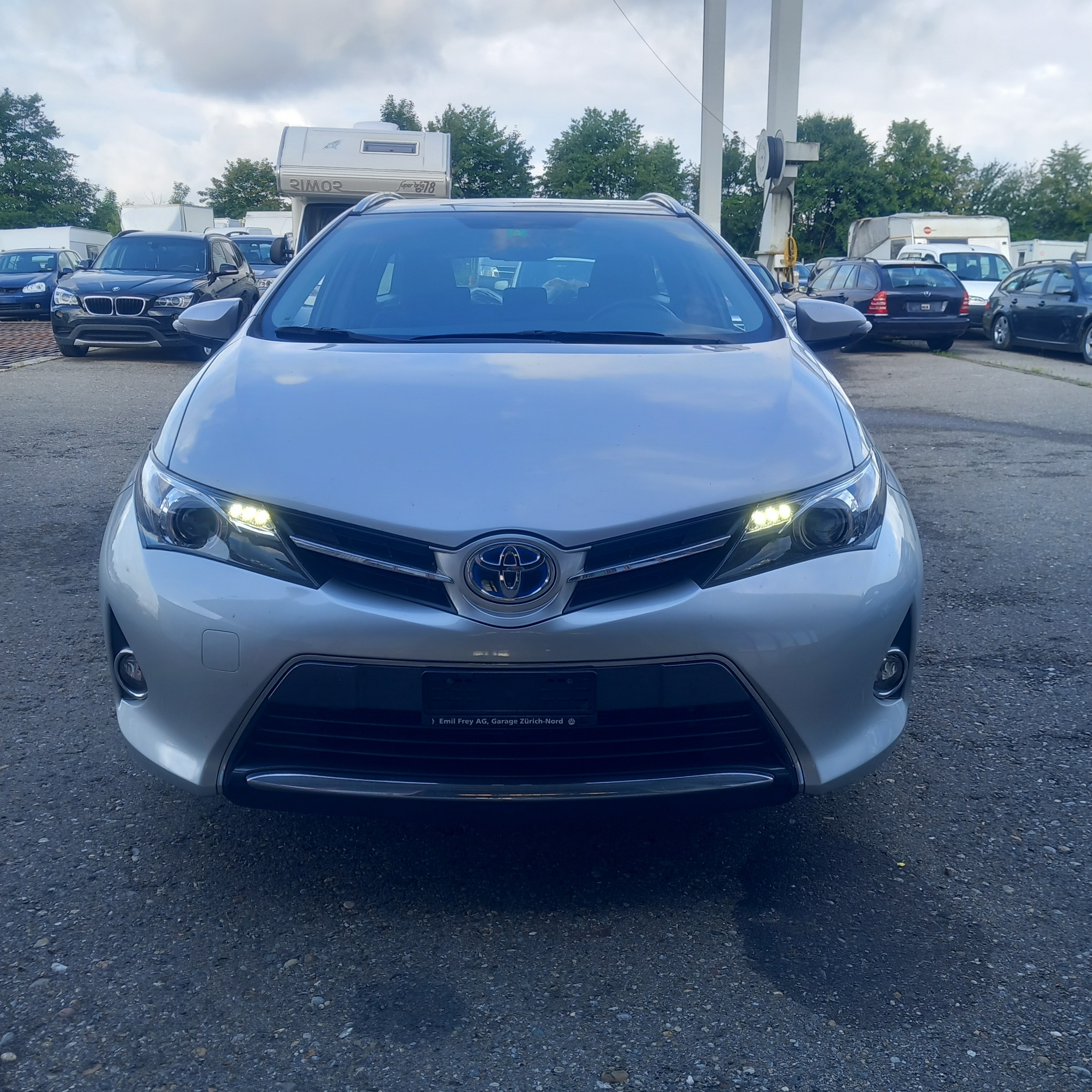 TOYOTA Auris Touring Sports 1.8 16V HSD Linea Luna