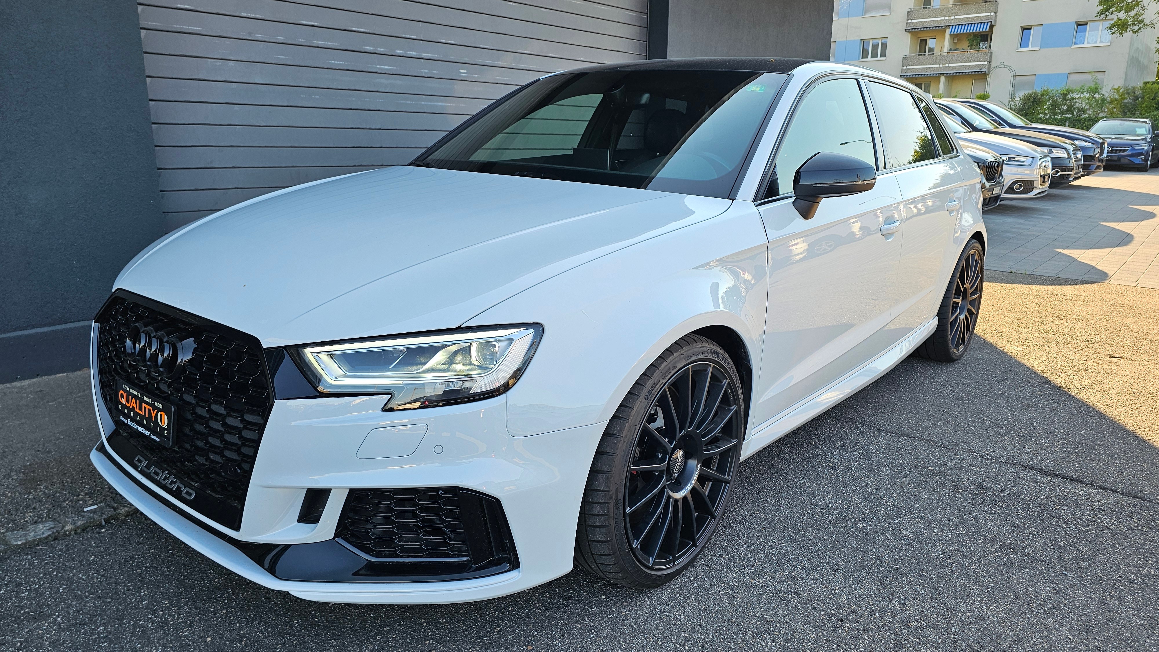 AUDI RS3 Sportback 2.5 TSI quattro *480PS*