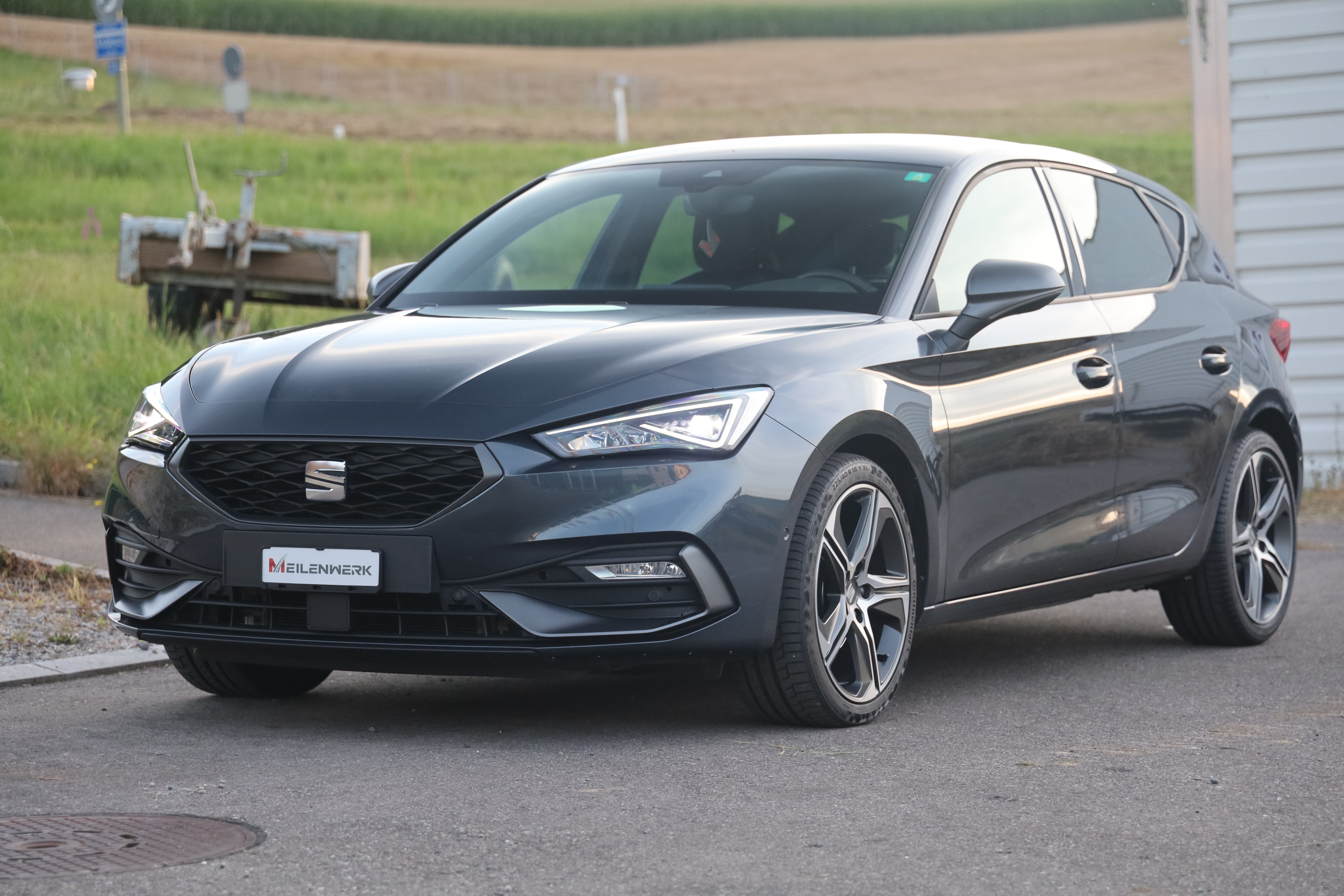 SEAT Leon 1.5 eTSI mHEV DSG FR