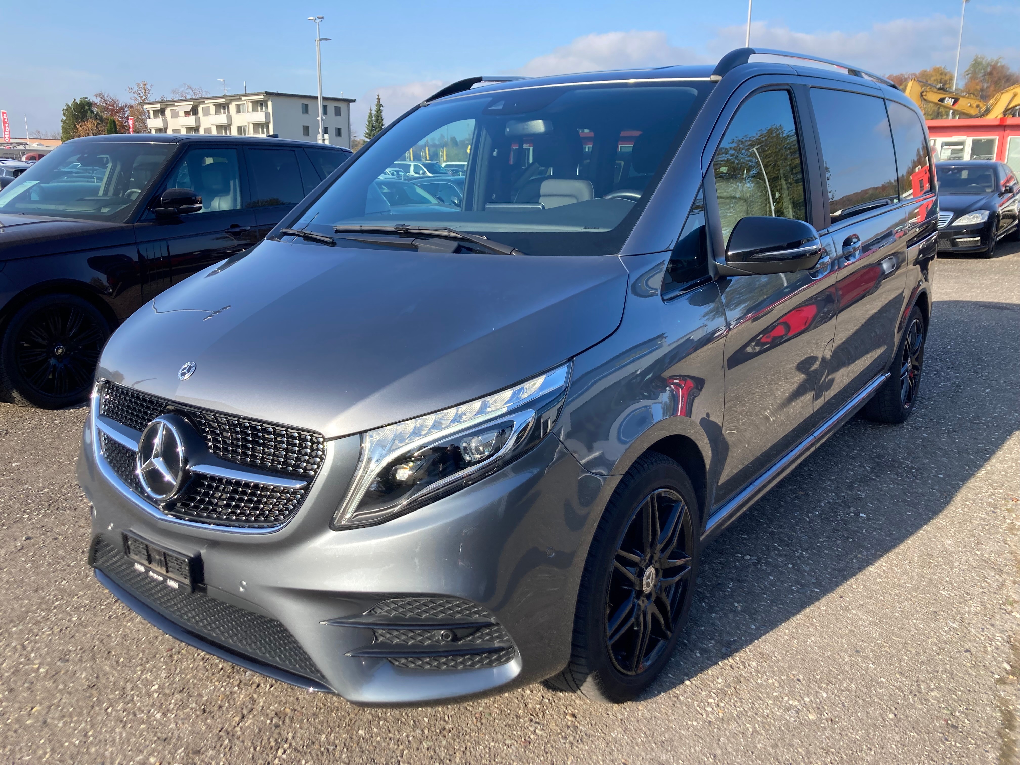 MERCEDES-BENZ V 300 d Swiss Edition AMG-Line kompakt 4Matic 9G-Tronic