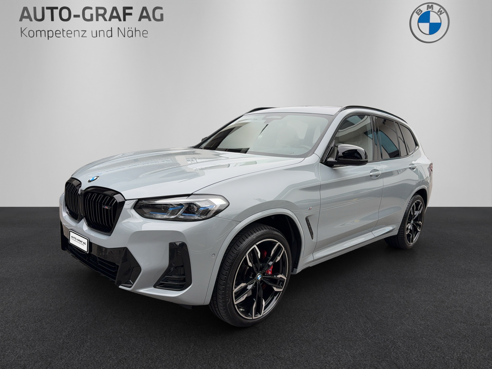 BMW X3 M40i Travel