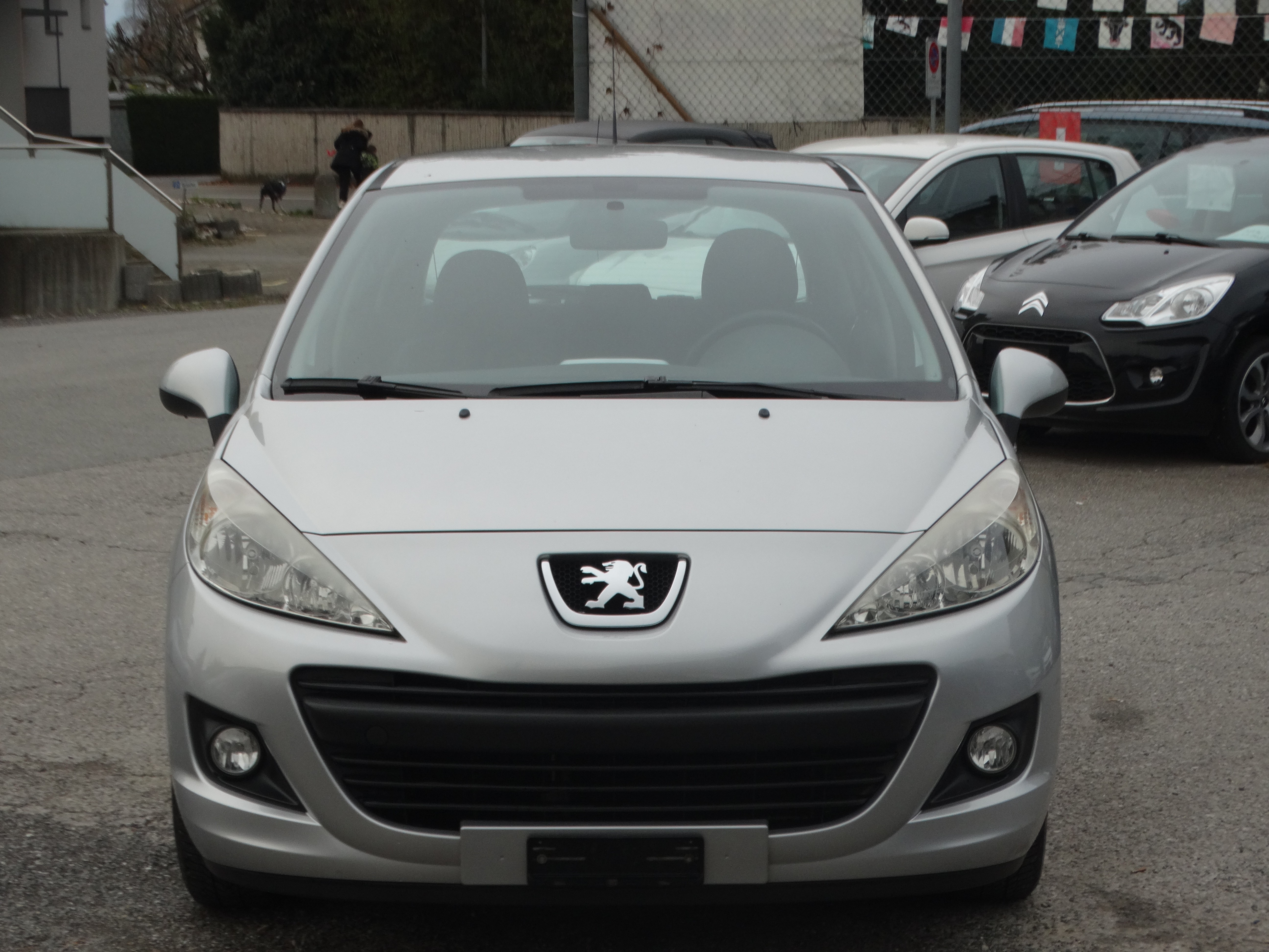 PEUGEOT 207 1.4 16V Trendy Clim