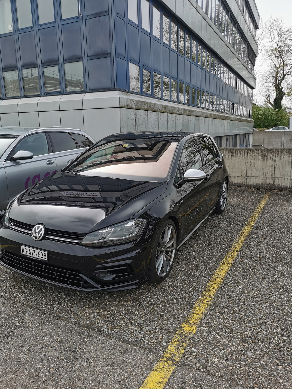 VW Golf 2.0 TSI R 4Motion