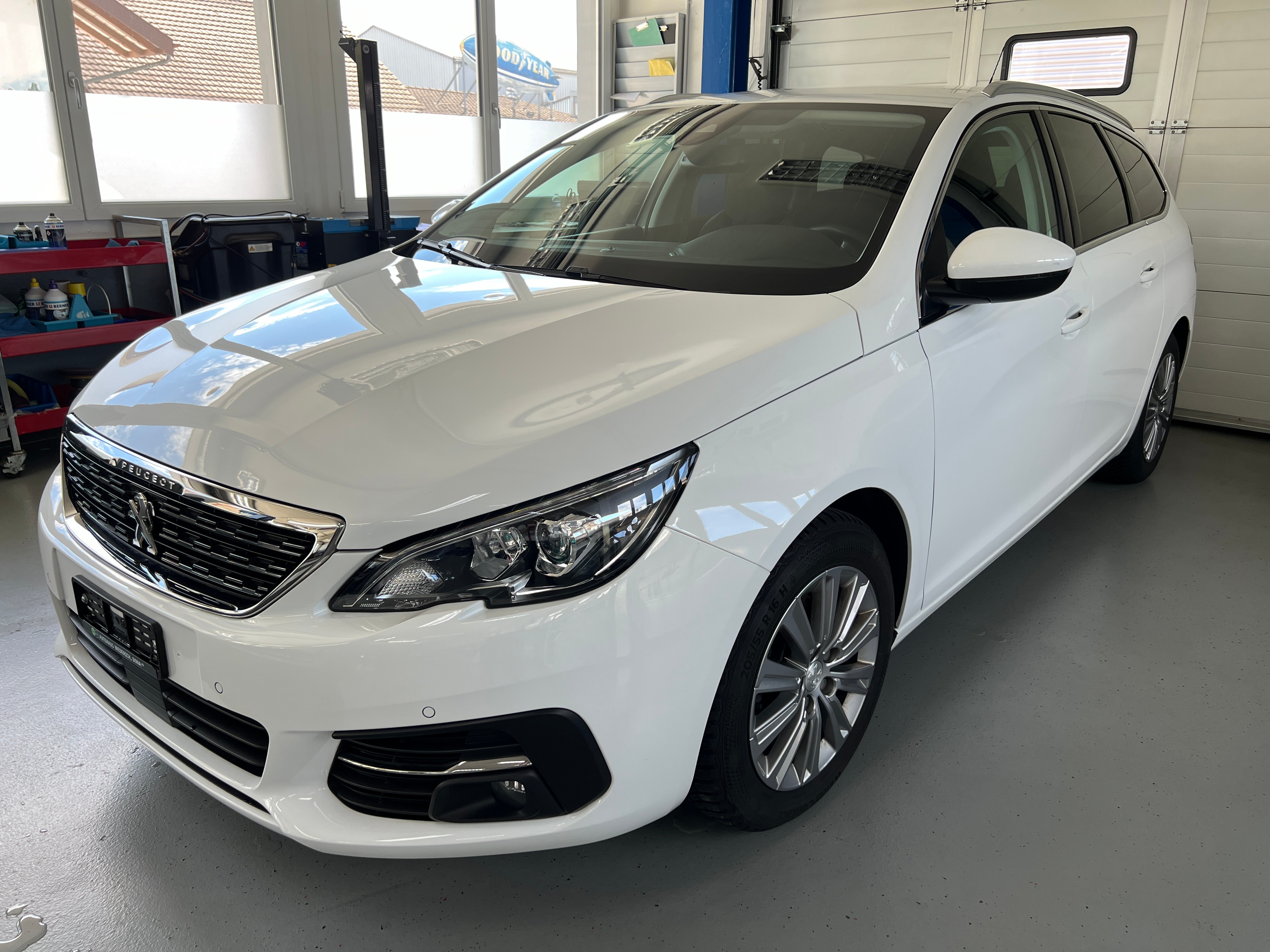 PEUGEOT 308 SW 1.5 BlueHDI Allure Pack EAT8