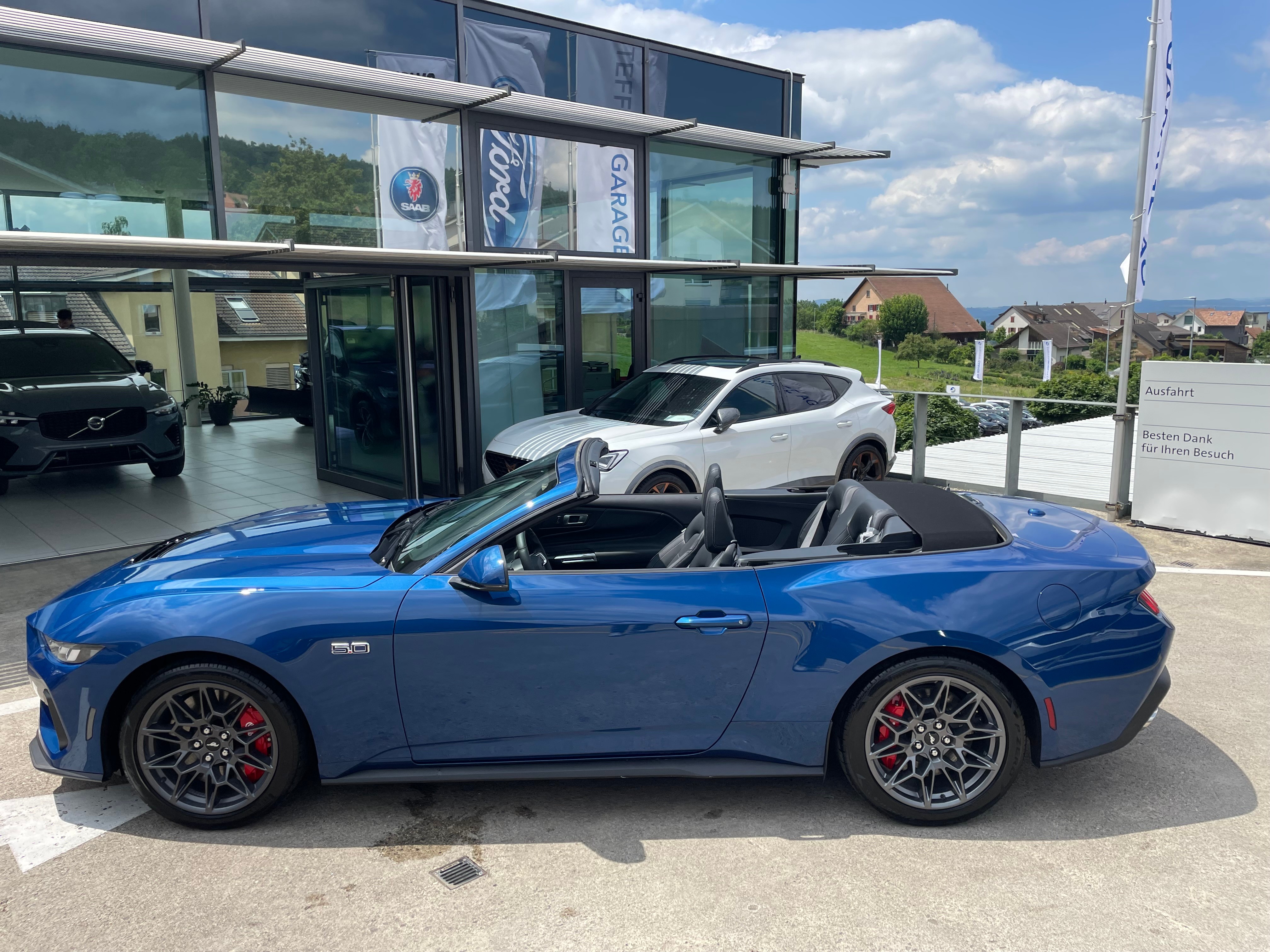 FORD Mustang Convertible 5.0 V8 GT Automat