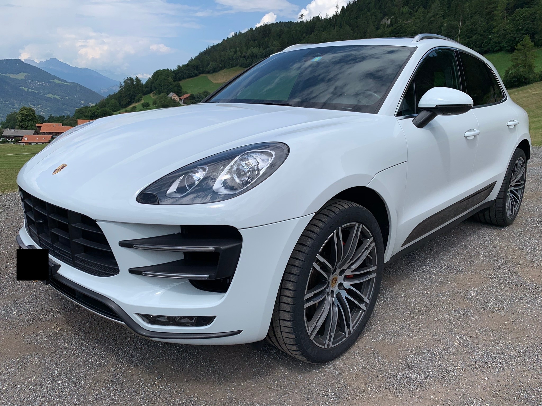 PORSCHE Macan Turbo PDK