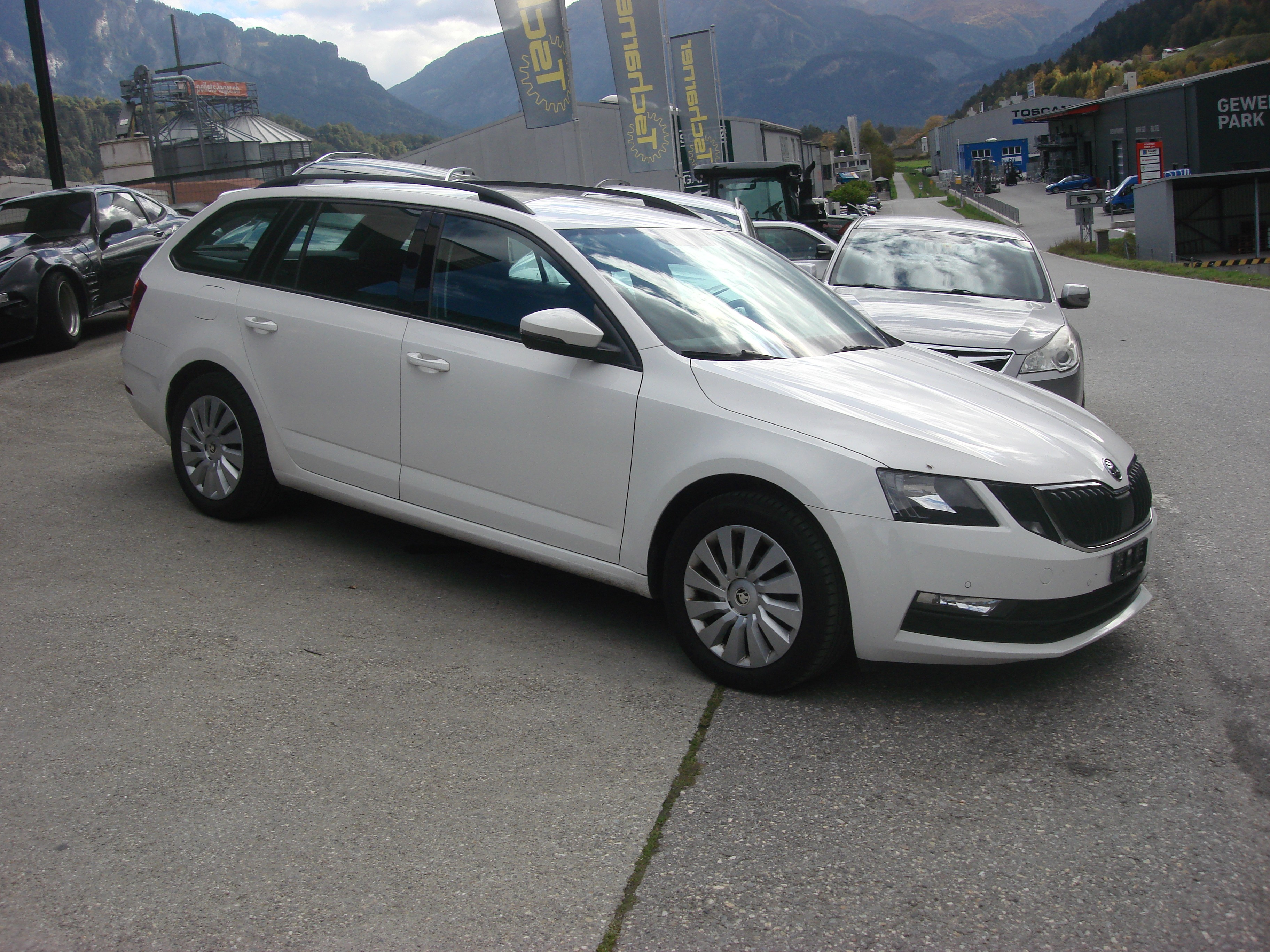 SKODA Octavia Combi 2.0 TDI Ambition 4x4