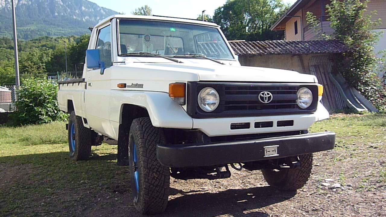 TOYOTA LAND CRUISER HZJ75