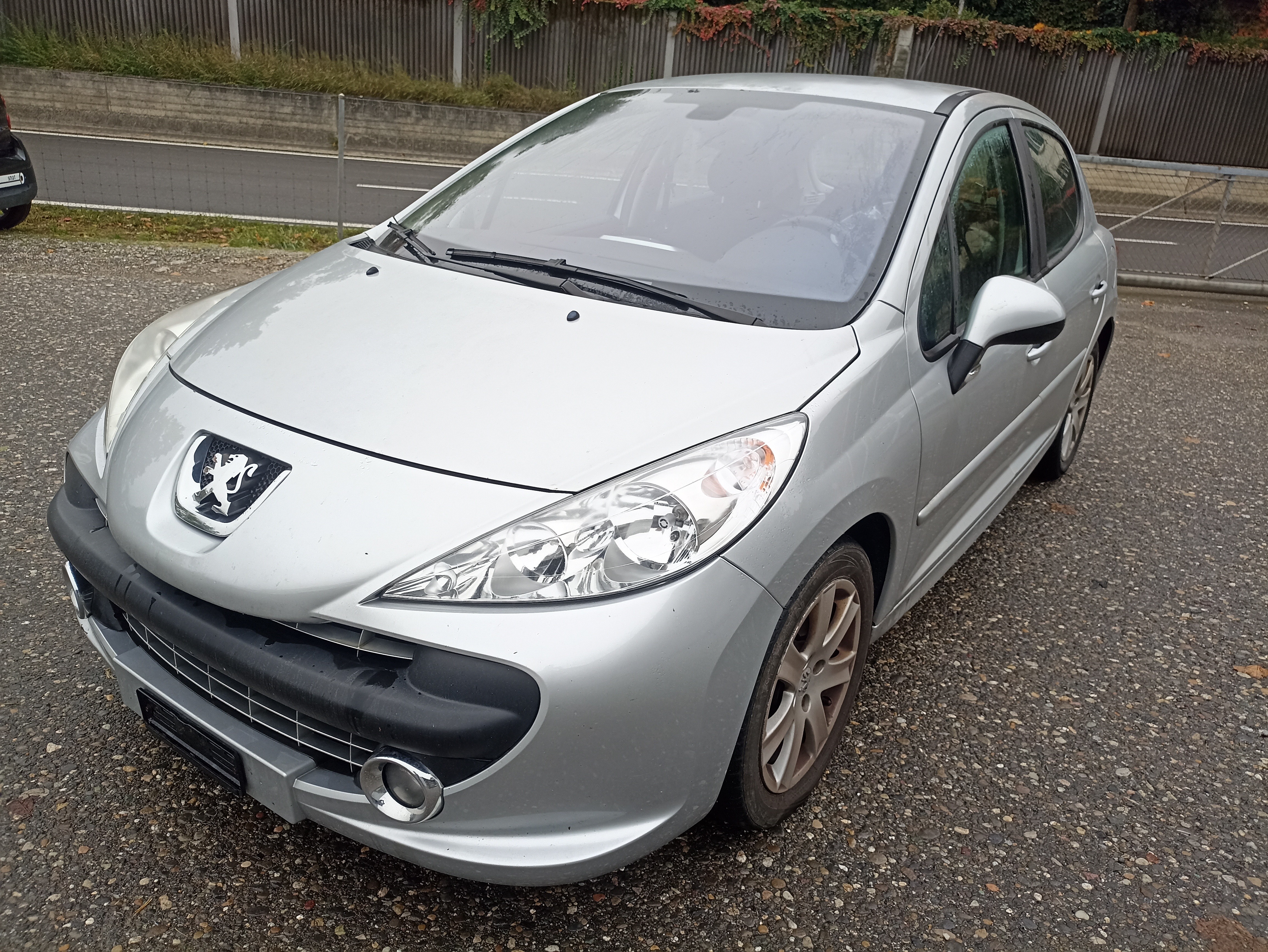 PEUGEOT 207 1.6 16V Sport Automatic