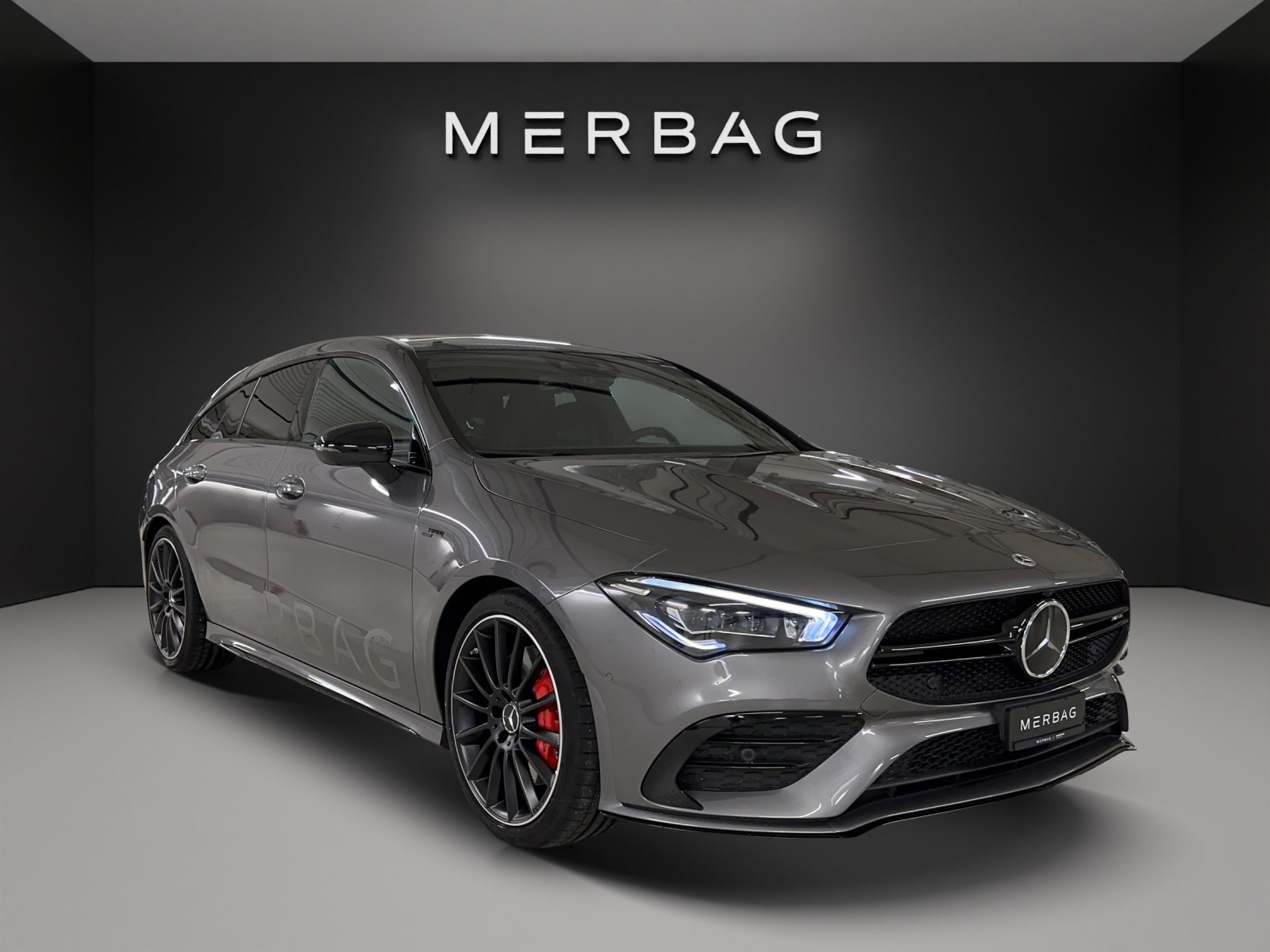 MERCEDES-BENZ CLA Shooting Brake 35 AMG 4Matic 7G-DCT