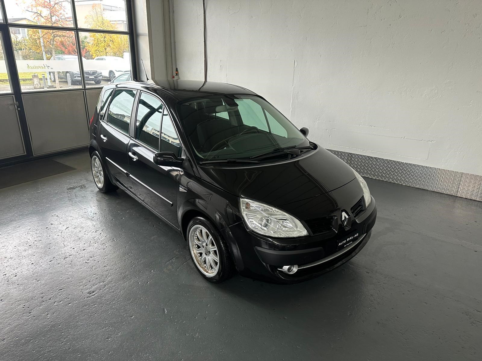 RENAULT Scénic 1.9 dCi Dynamique