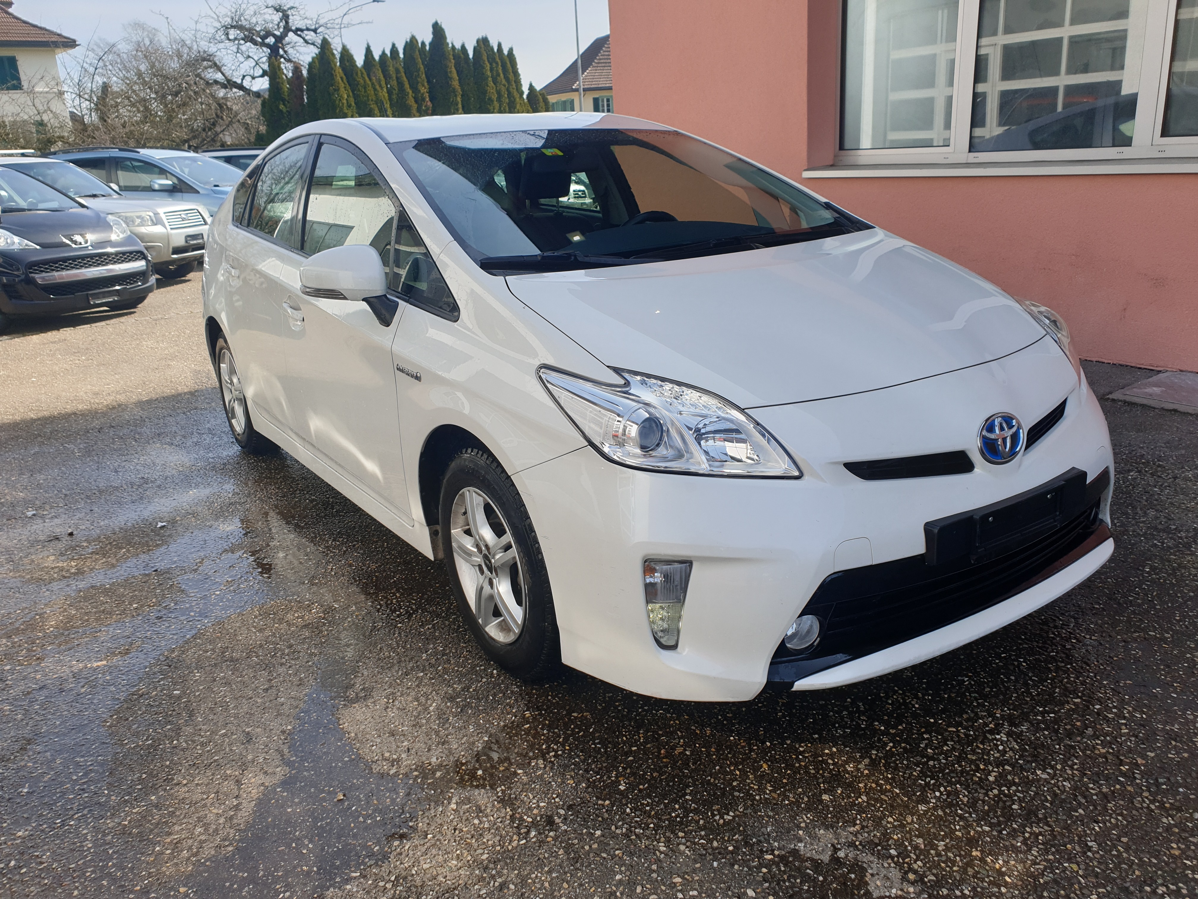 TOYOTA Prius 1.8 16V HSD Sol Premium