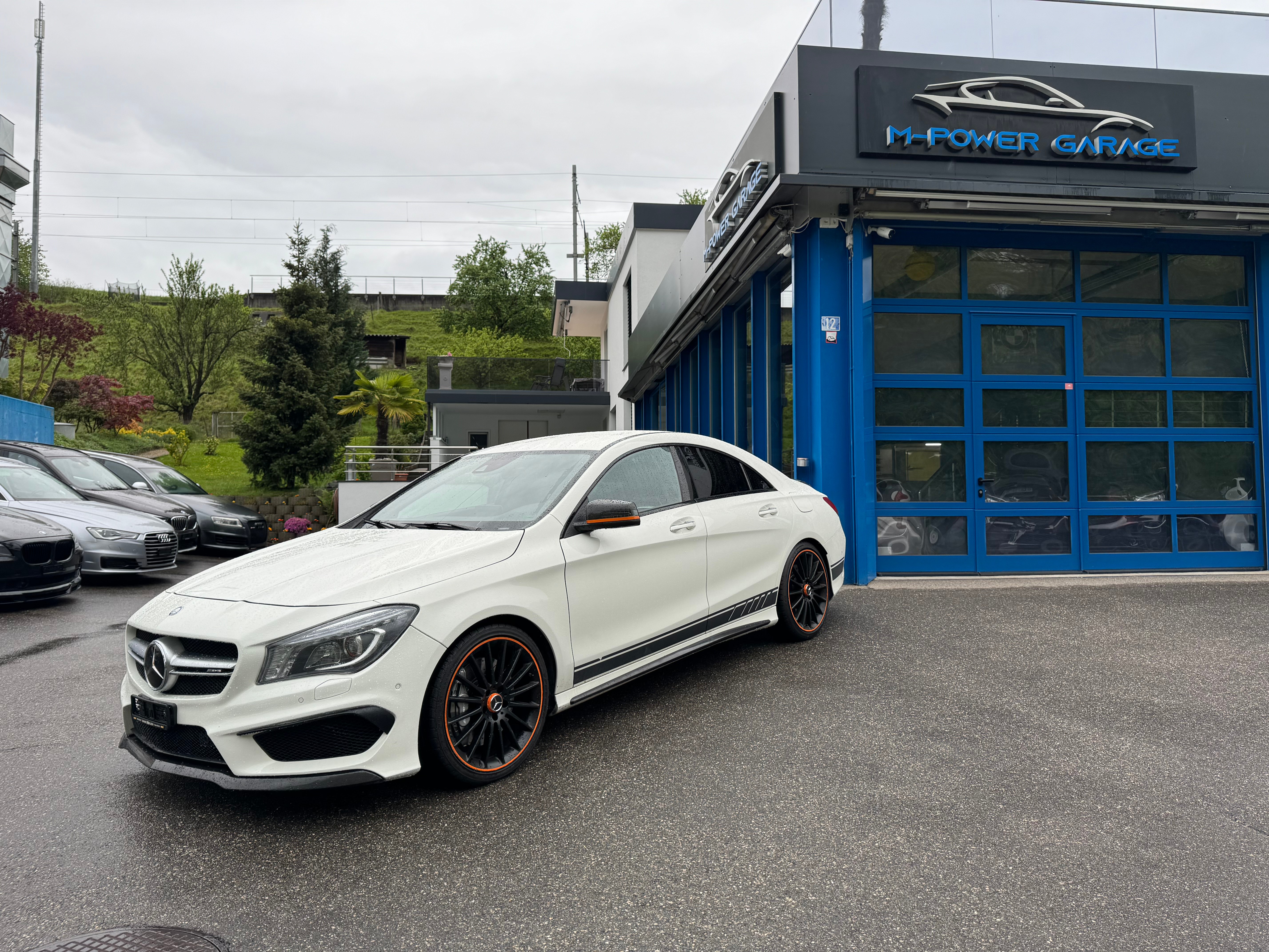 MERCEDES-BENZ CLA 45 AMG 4Matic Orange Edition 1