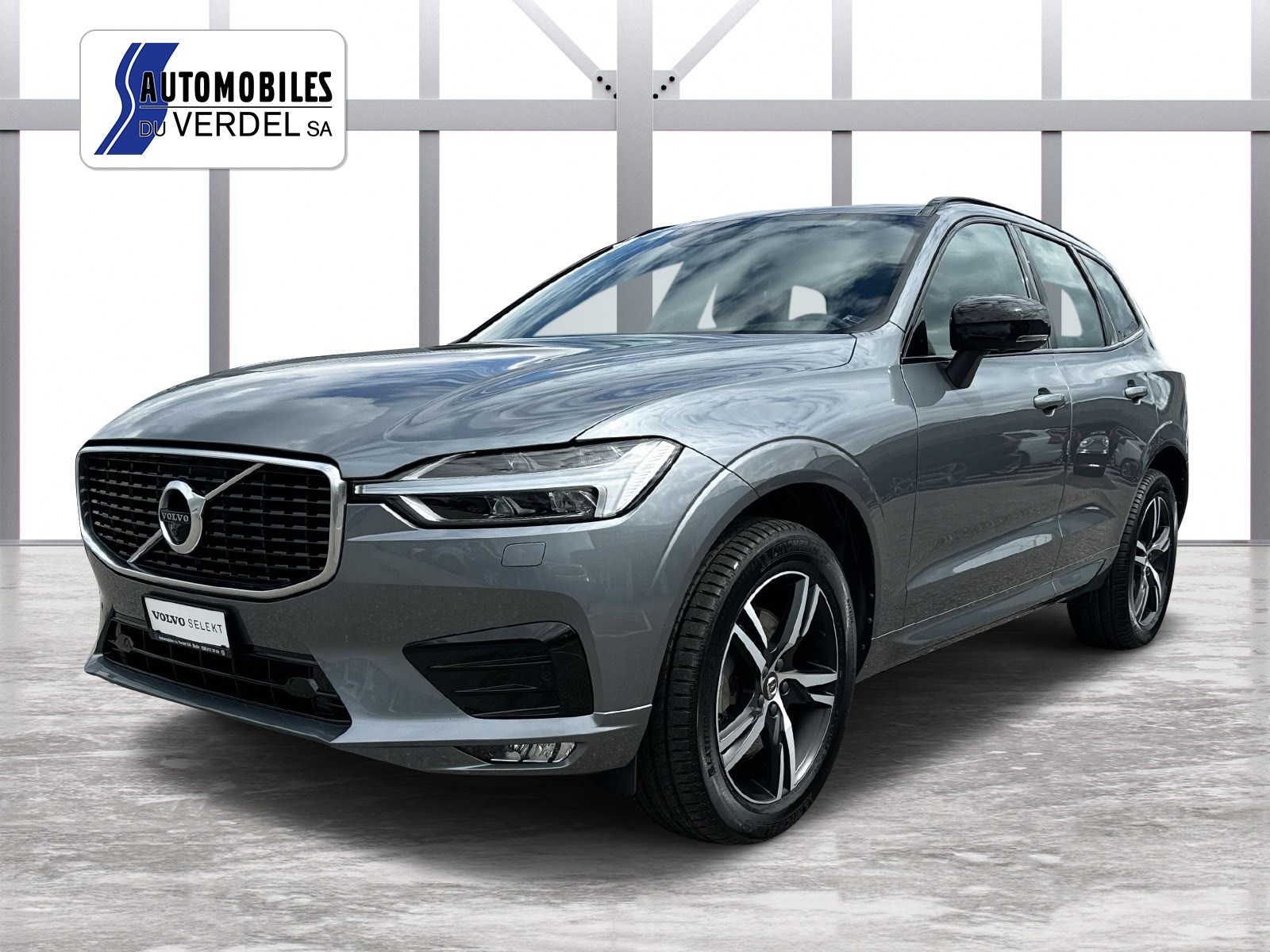 VOLVO XC60 2.0 B5 MH R-Design AWD