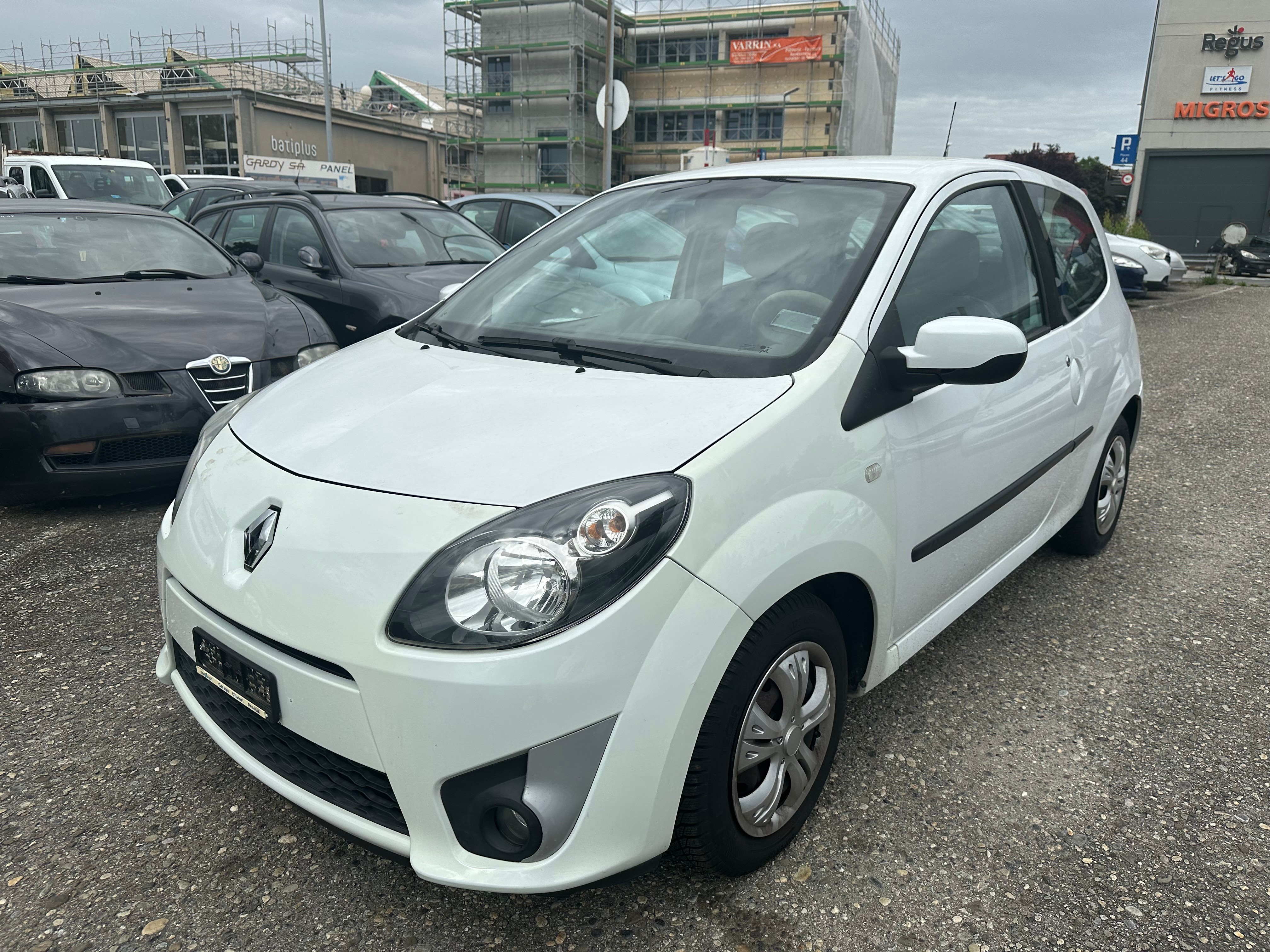 RENAULT Twingo 1.2 16V Initiale