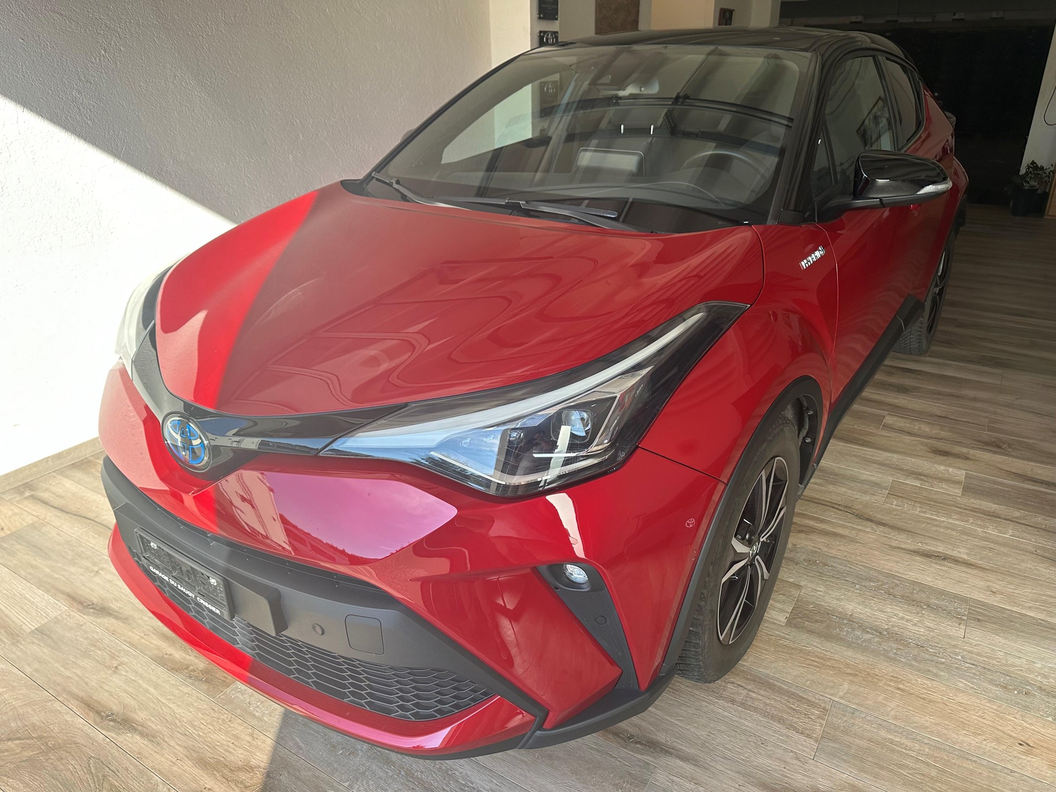 TOYOTA C-HR 1.8 VVTi HSD Trend