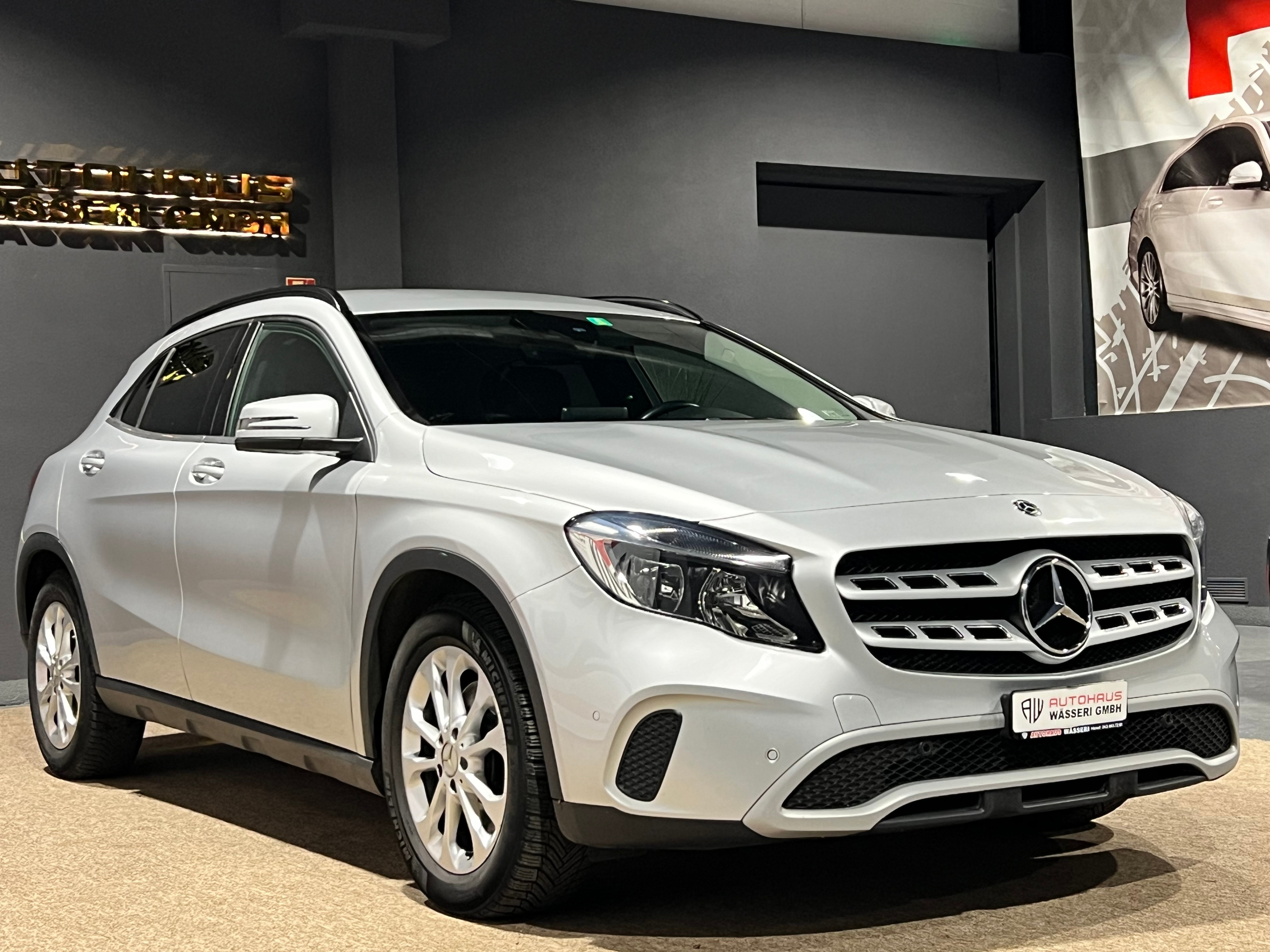 MERCEDES-BENZ GLA 250 4Matic 7G-DCT