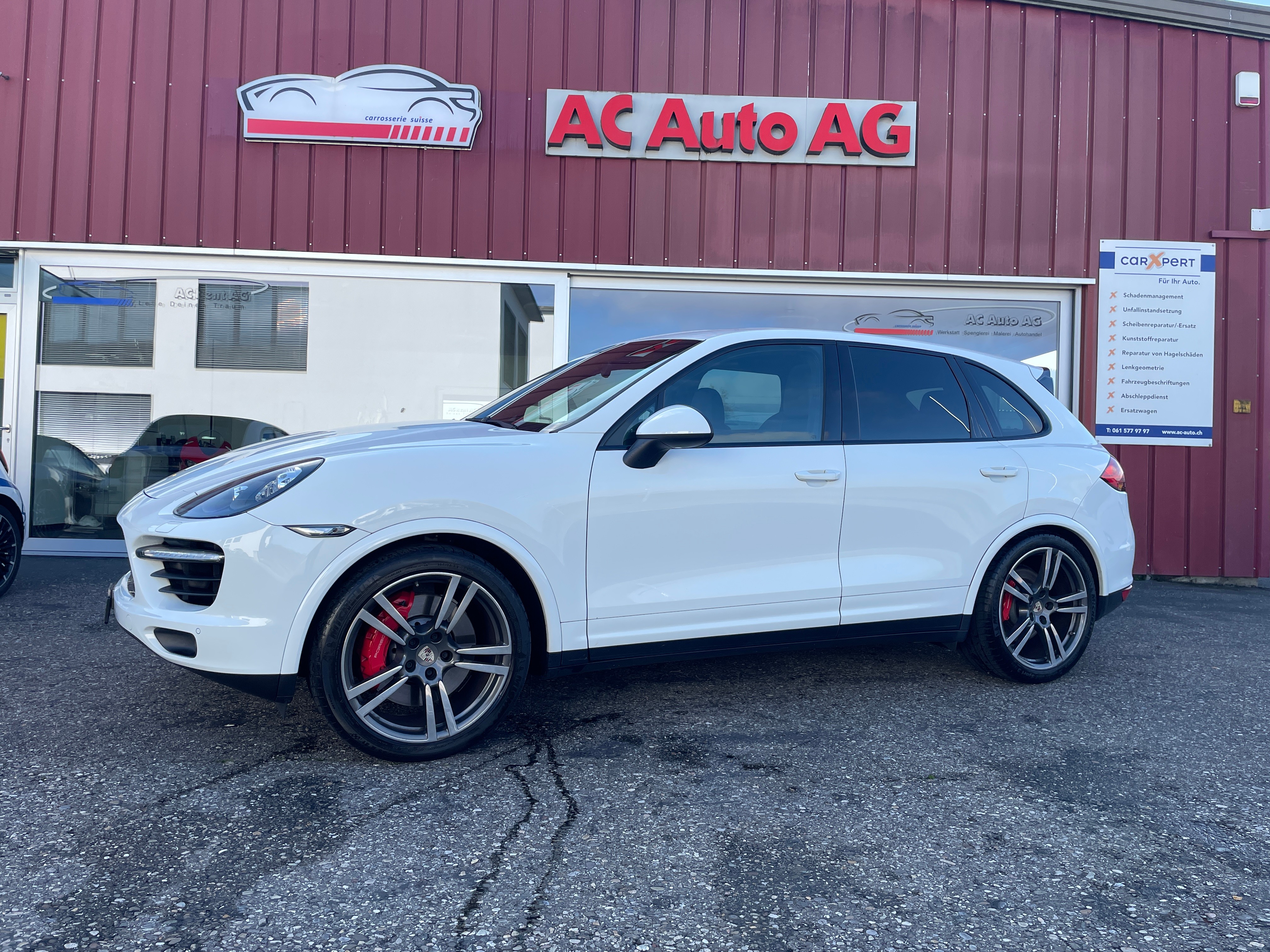 PORSCHE Cayenne Turbo