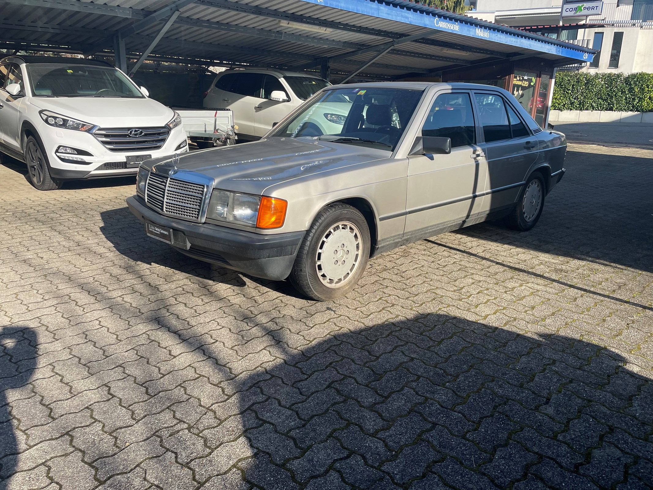 MERCEDES-BENZ 190