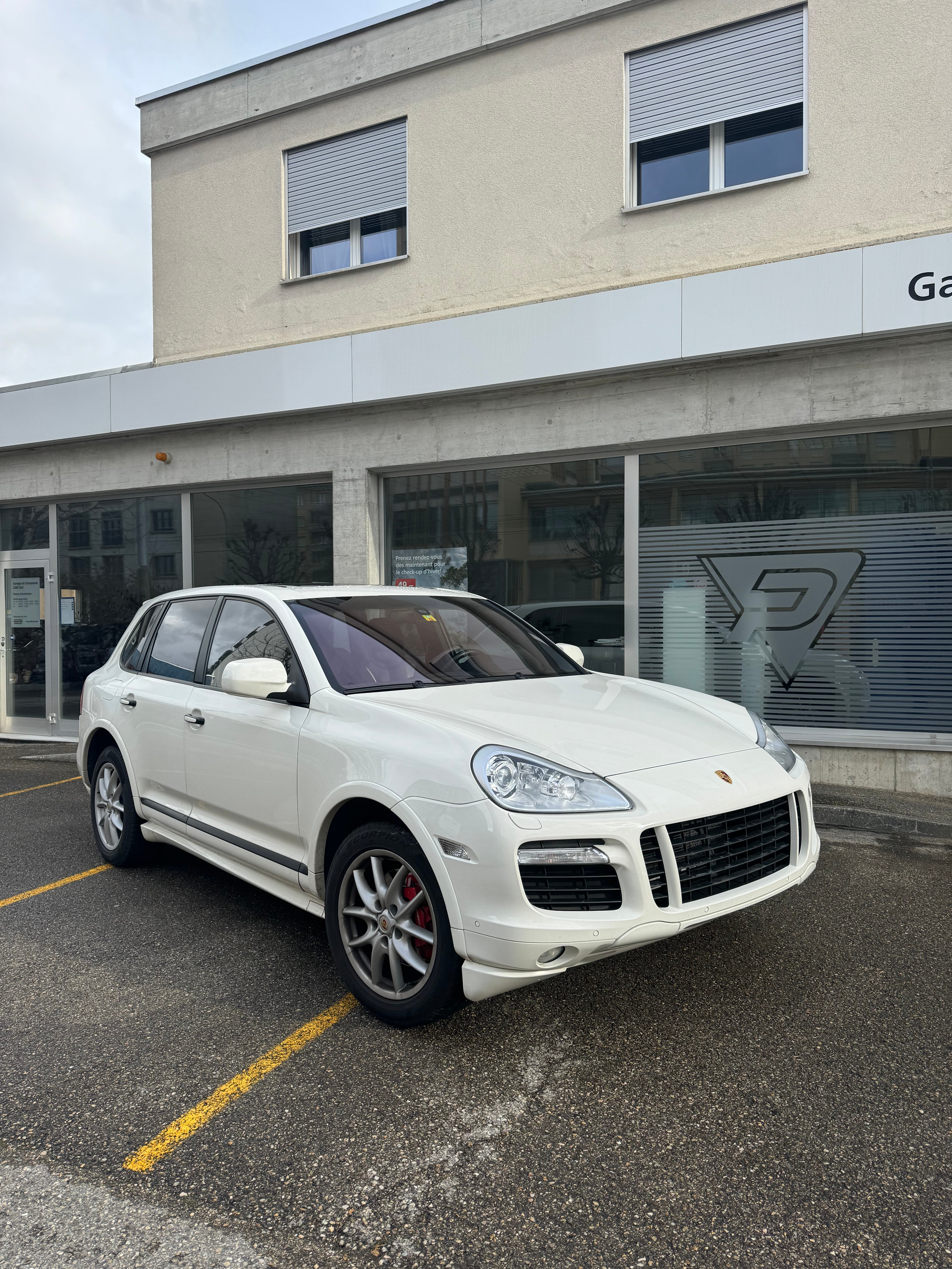 PORSCHE Cayenne GTS Tiptronic