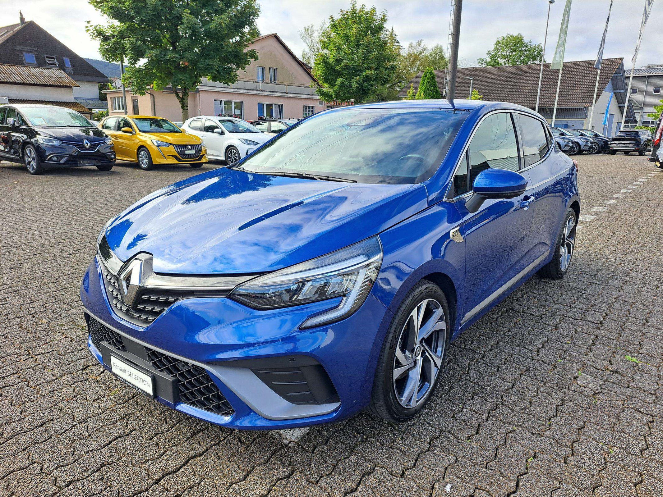 RENAULT Clio RS LINE E-TECH 140