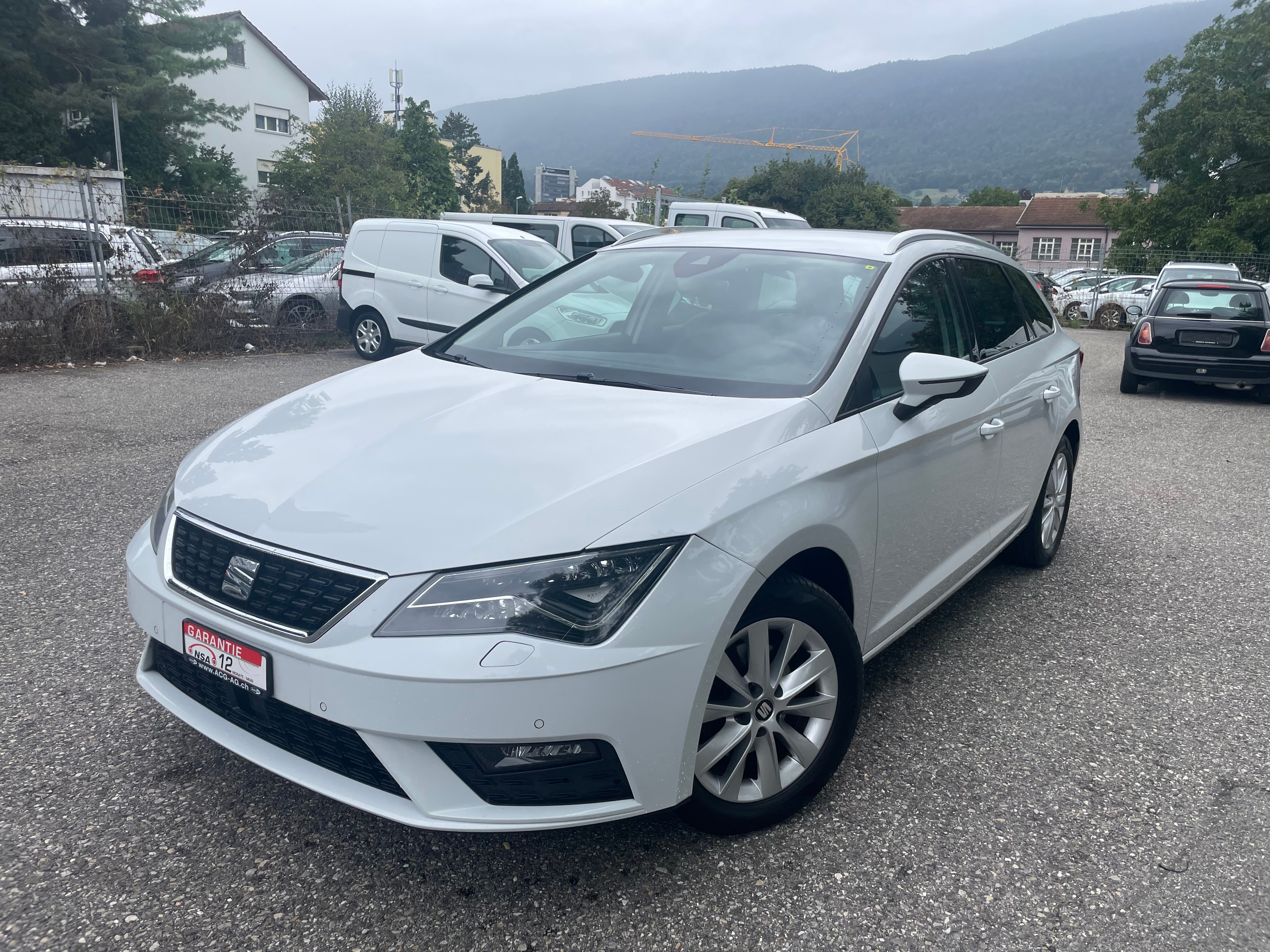 SEAT Leon ST 2.0 TDI Style DSG * Leder * Gr. Navi * Xenon * Klima-auto * PDC v&h * Tempomat * Ab MFK 05.2023