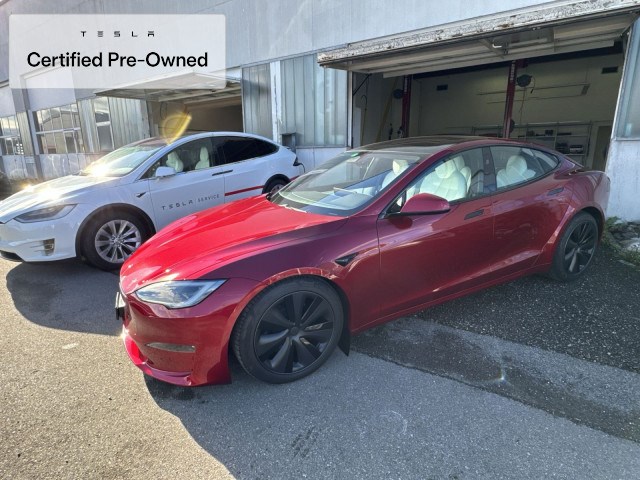 TESLA Model S AWD