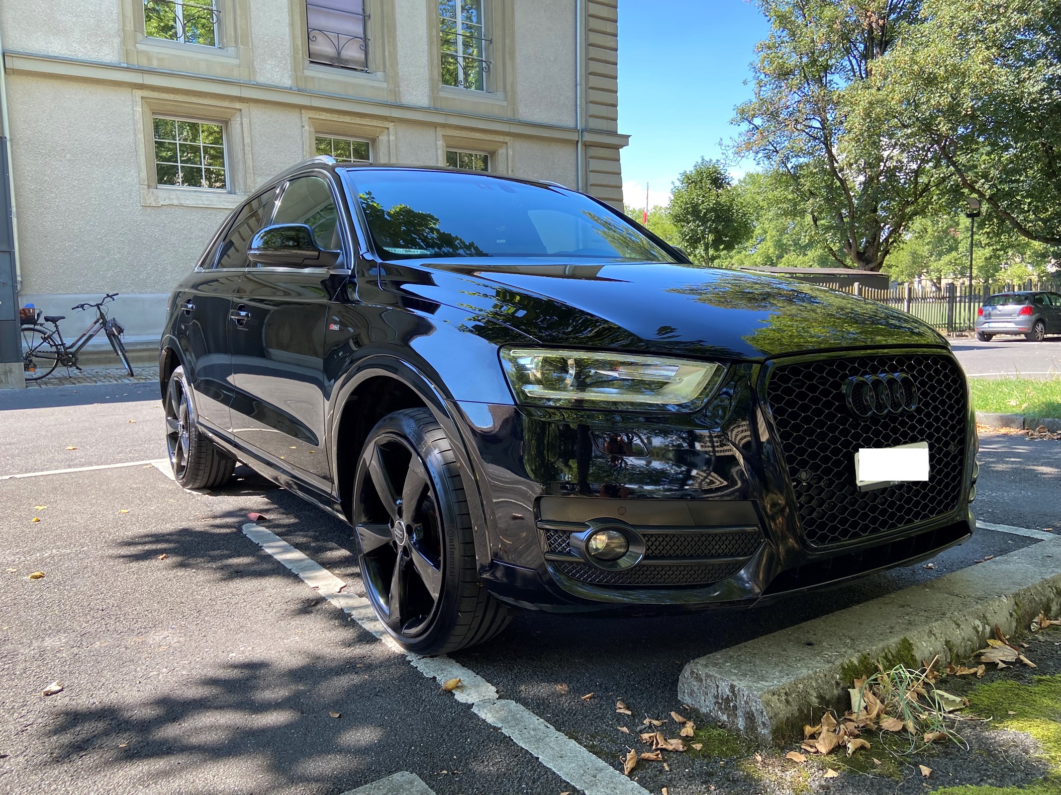 AUDI Q3 1.4 TFSI S-LINE