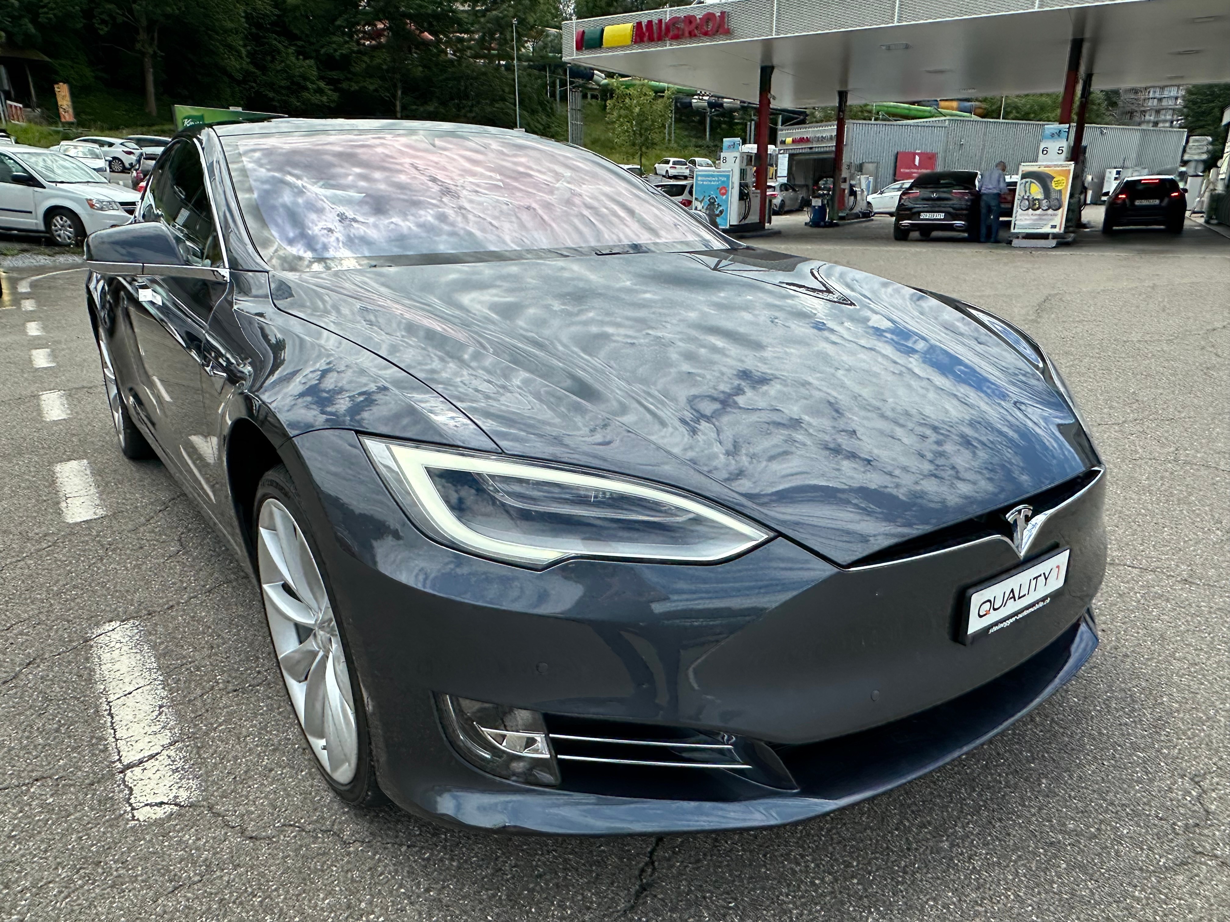 TESLA Model S 100 D