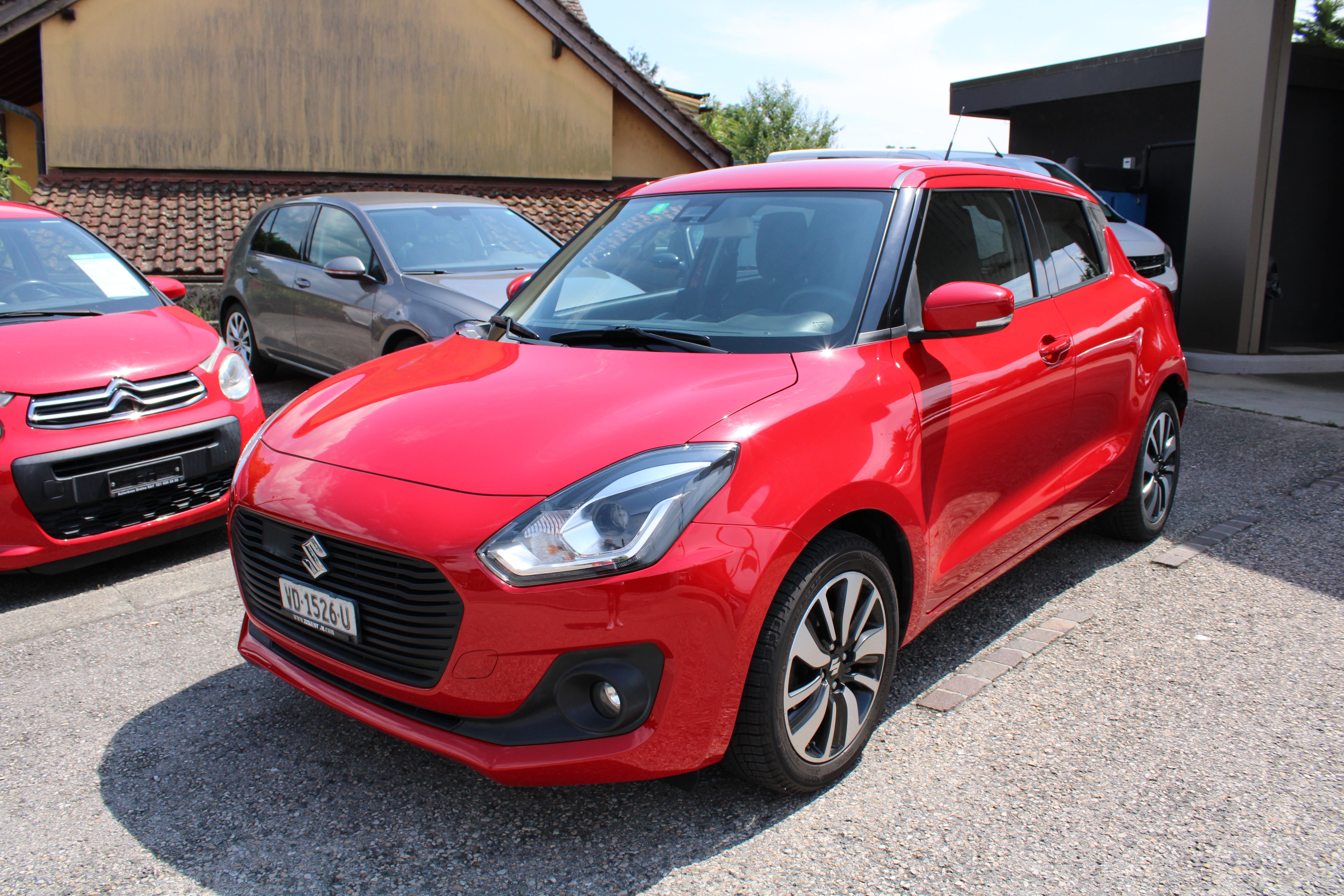 SUZUKI Swift 1.2i 16V SHVS Compact Top Hybrid