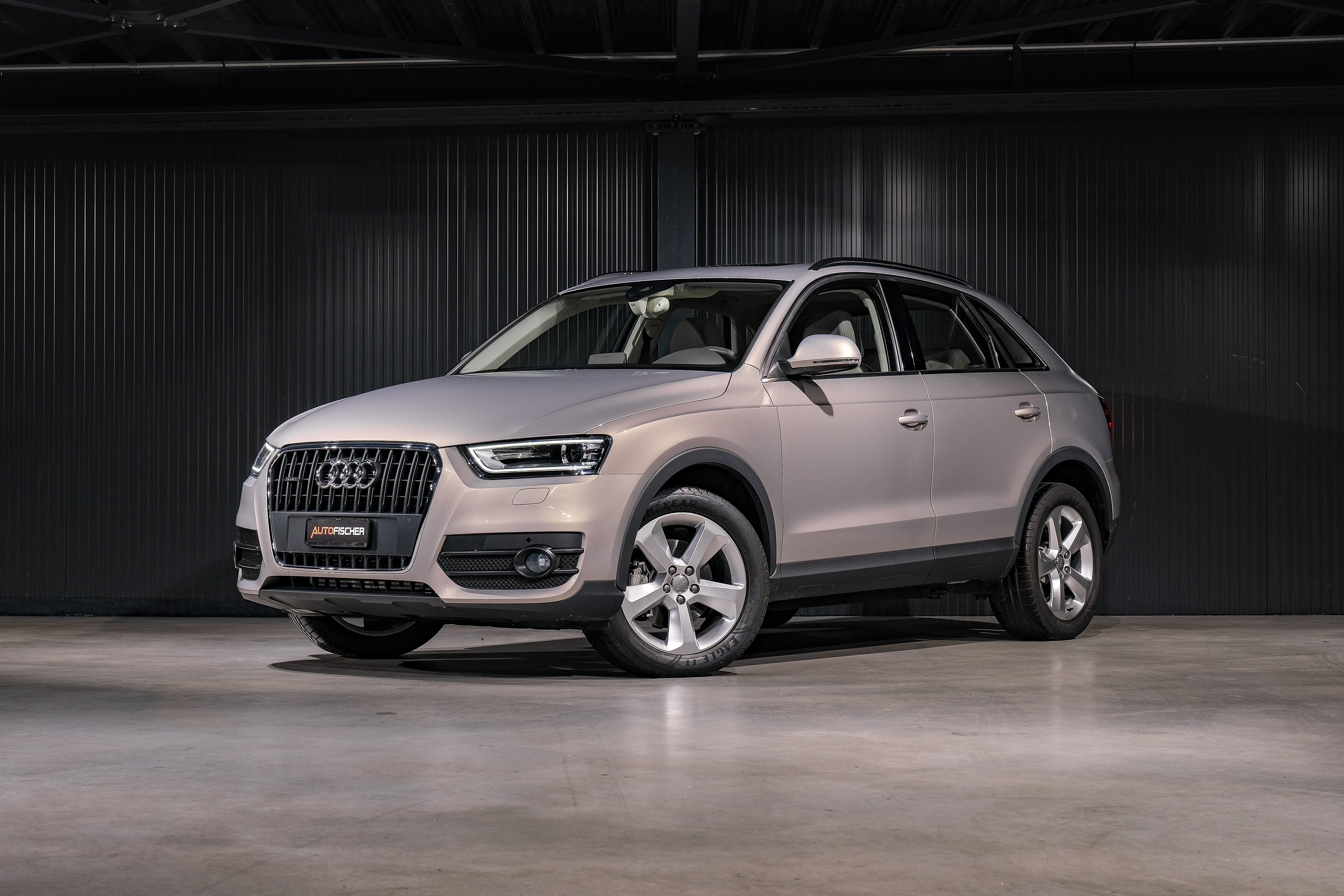 AUDI Q3 2.0 TFSI quattro S-tronic