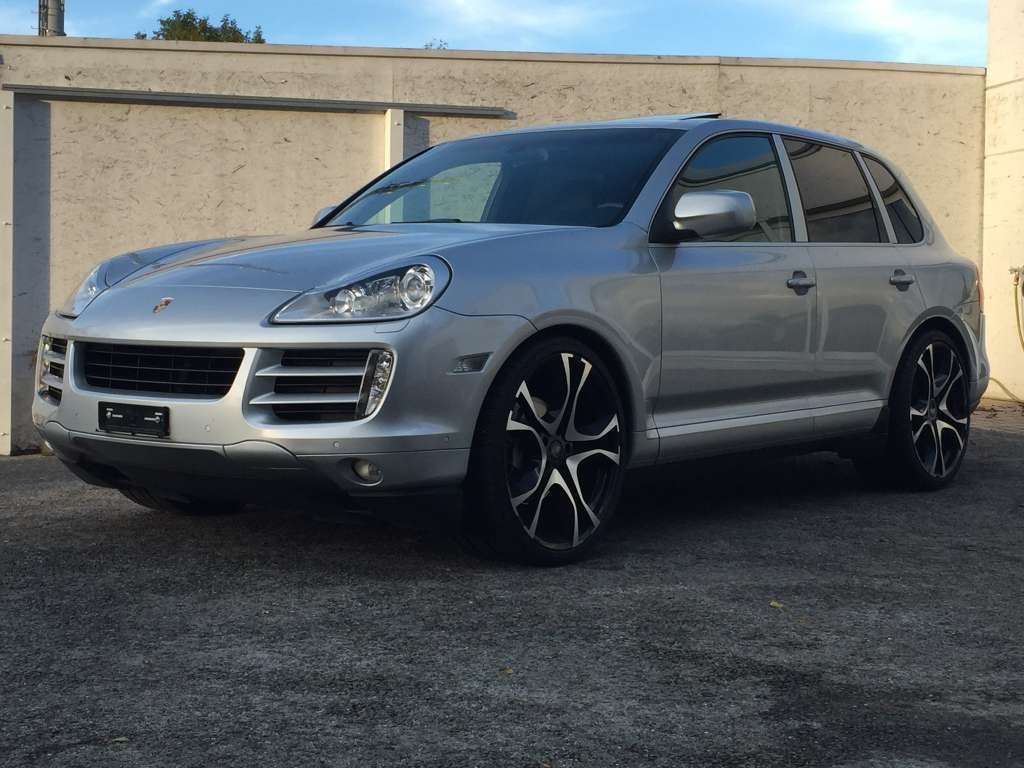 PORSCHE Cayenne S