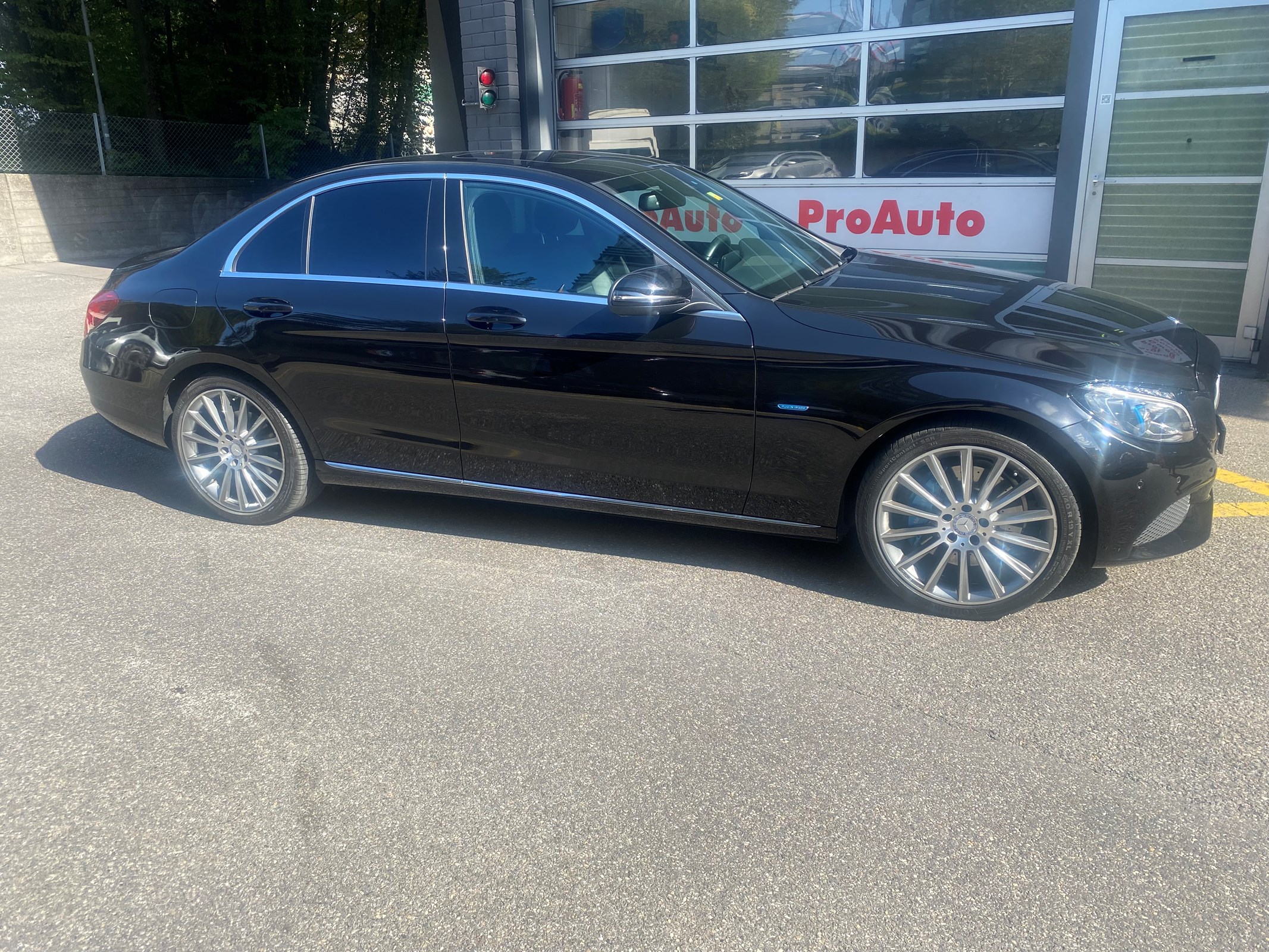 MERCEDES-BENZ C 350 e Avantgarde 7G-Tronic