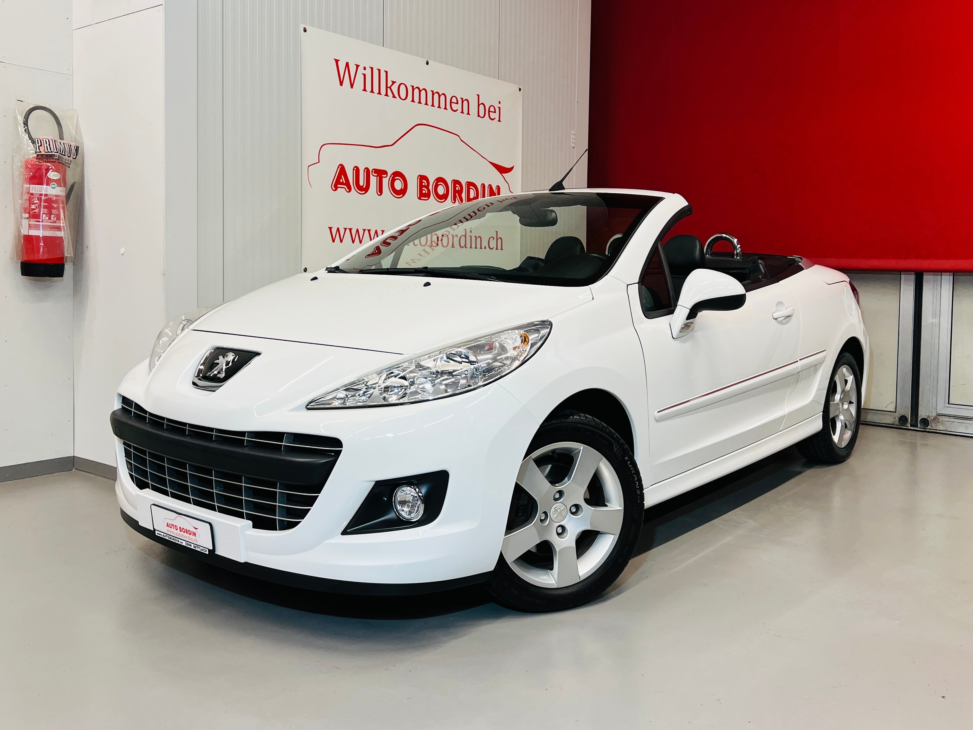 PEUGEOT 207 CC 1.6 16V Sport mit Top-Ausstattung